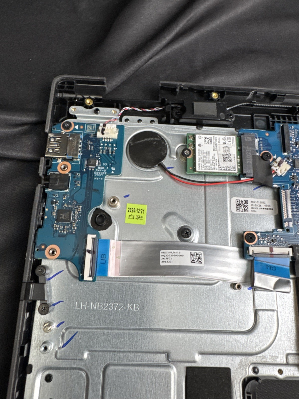 Acer TravelMate B3 B311-31 Laptop Computer 64GB SSD Palmrest Keyboard M Board