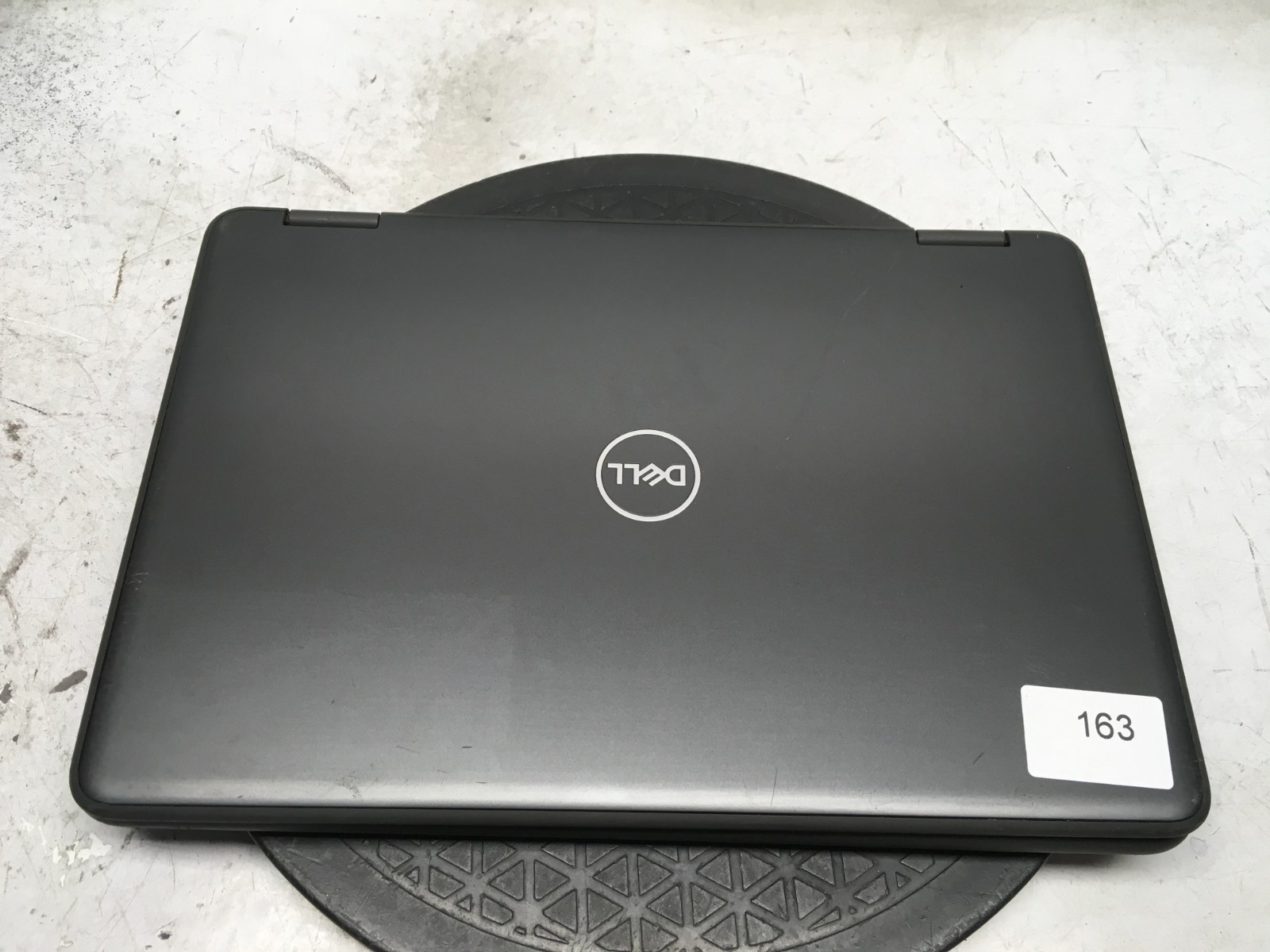 Dell Latitude 3190 2-In-1 Intel Celeron N4100 1.1GHz 4 GB NO HDD BIOS locked