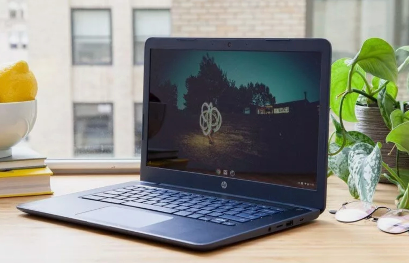 HP 14 G5 14″ inch Intel Celeron 1.1GHz 4GB RAM 32GB SSD Chromebook (14-ca061dx)