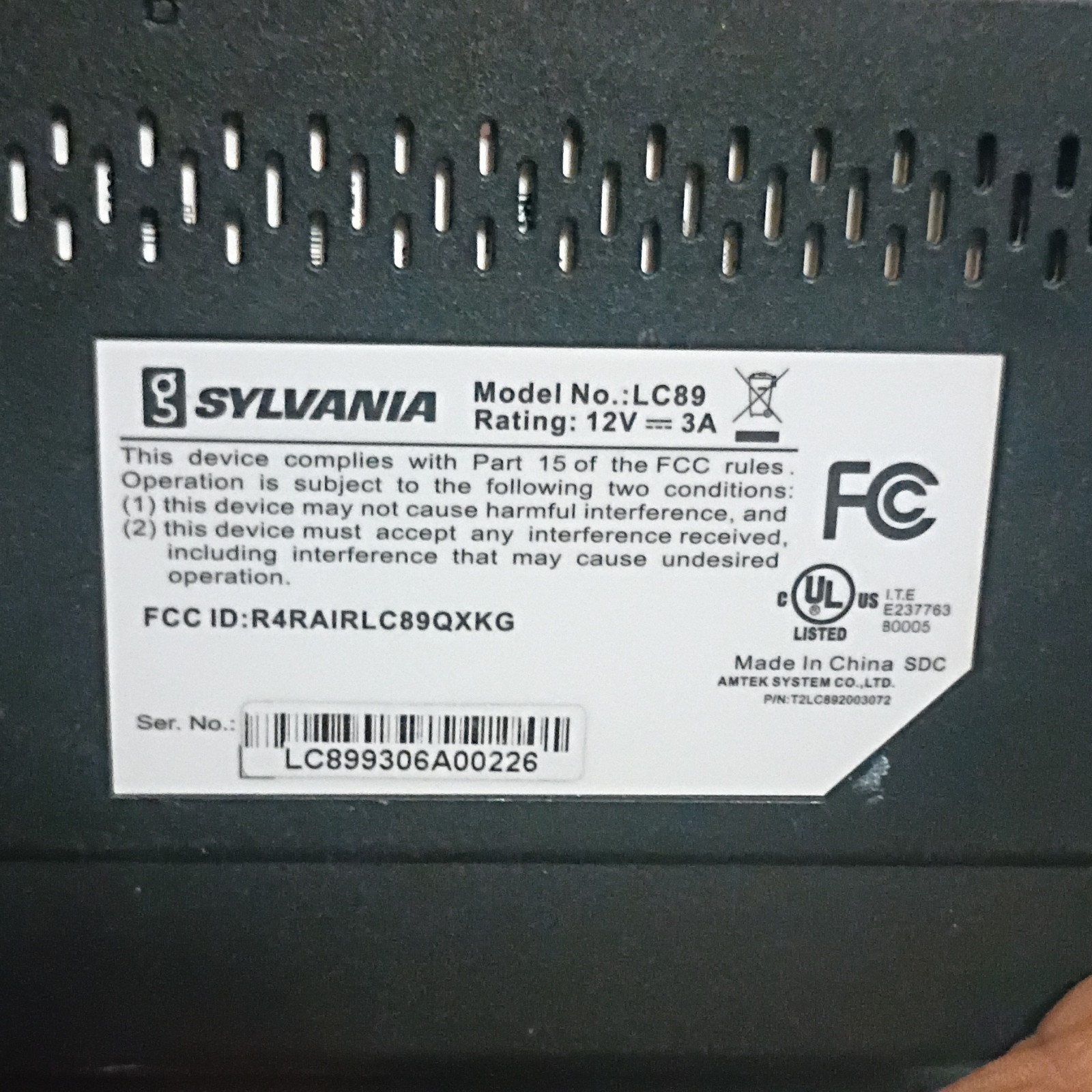 Sylvania LC89 Netbook Windows XP Home Edition ULPCPC Black for Casual Computing