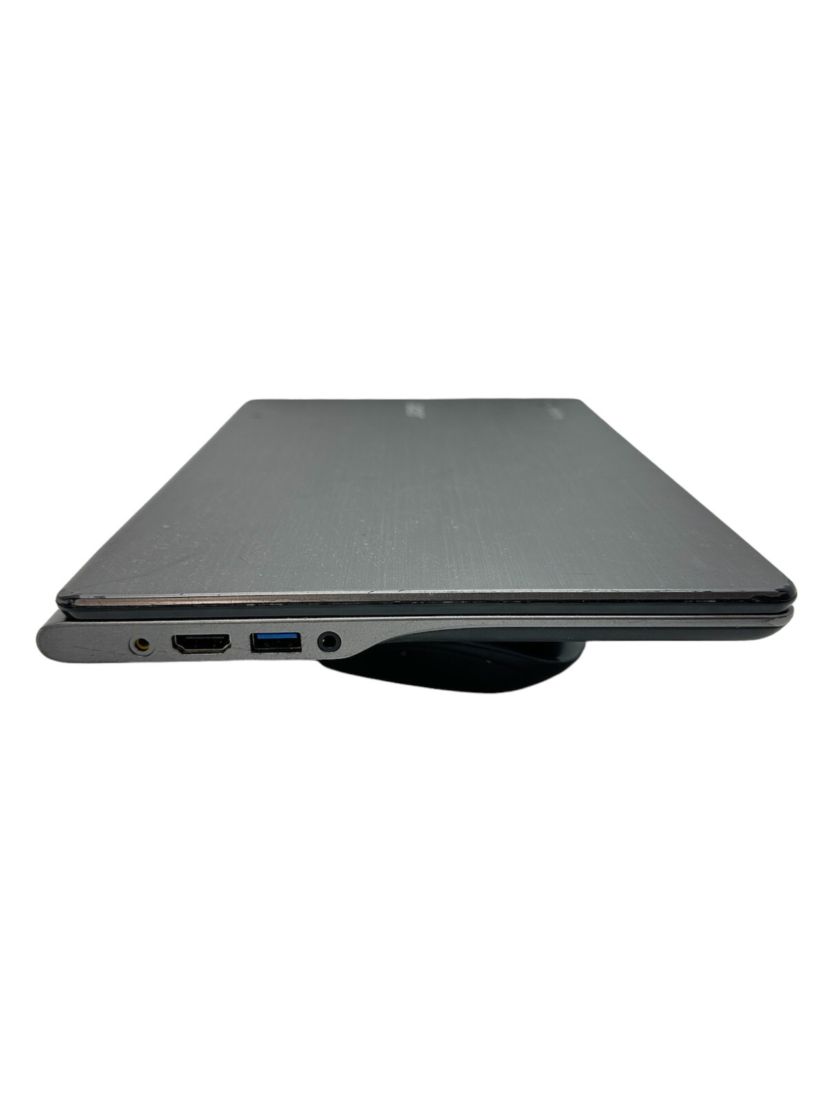 Acer C740-C4PE 11.6″ Chromebook – Intel 3205U – 4GB RAM 16GB SSD GOOD CONDİTİON