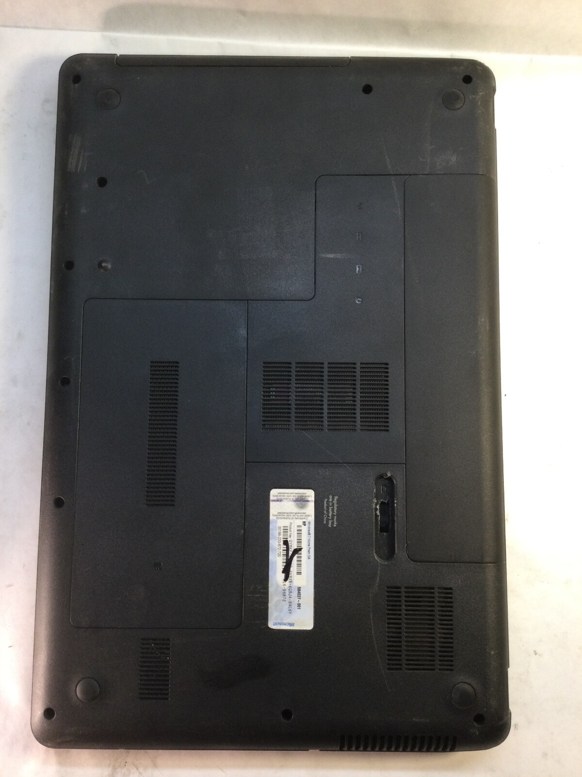 HP 635 15″ Laptop AMD E-300 Radeon HD -BOOTS/BROKEN BATTERY LATCH- MZ