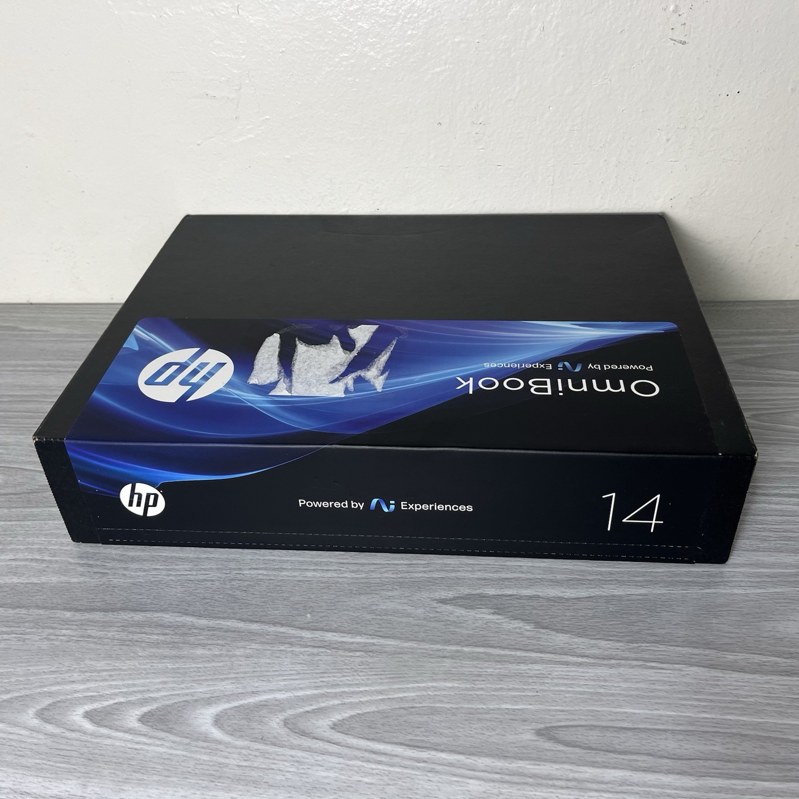 HP Omnibook Ultra Flip Ultra 9 / 2TB / 32GB WITH WARRANTY (Sealed)