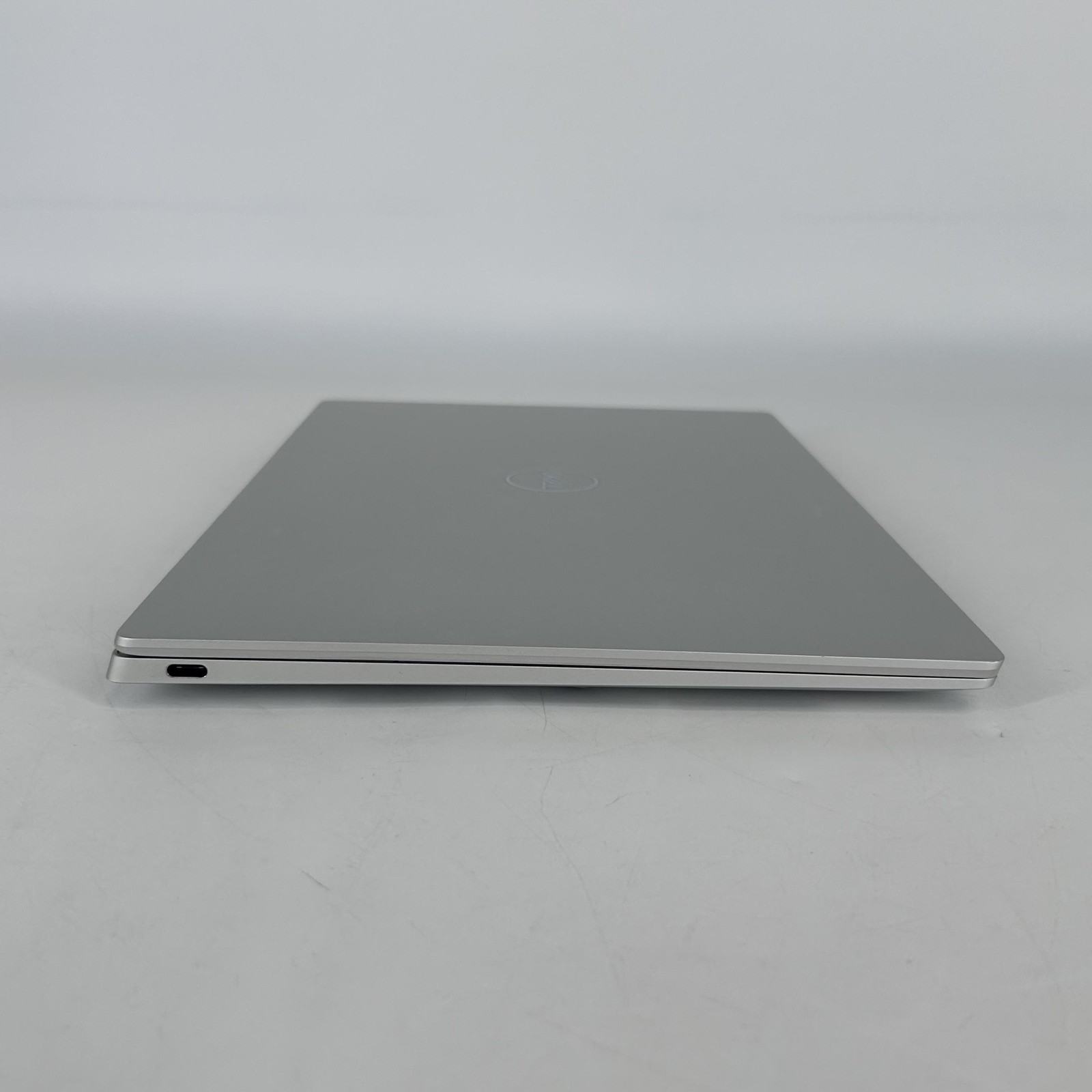 Dell XPS 13 Plus 9320 Silver UHD+ TOUCH 2.1 GHz i7-1260P 16GB 512GB SSD Good