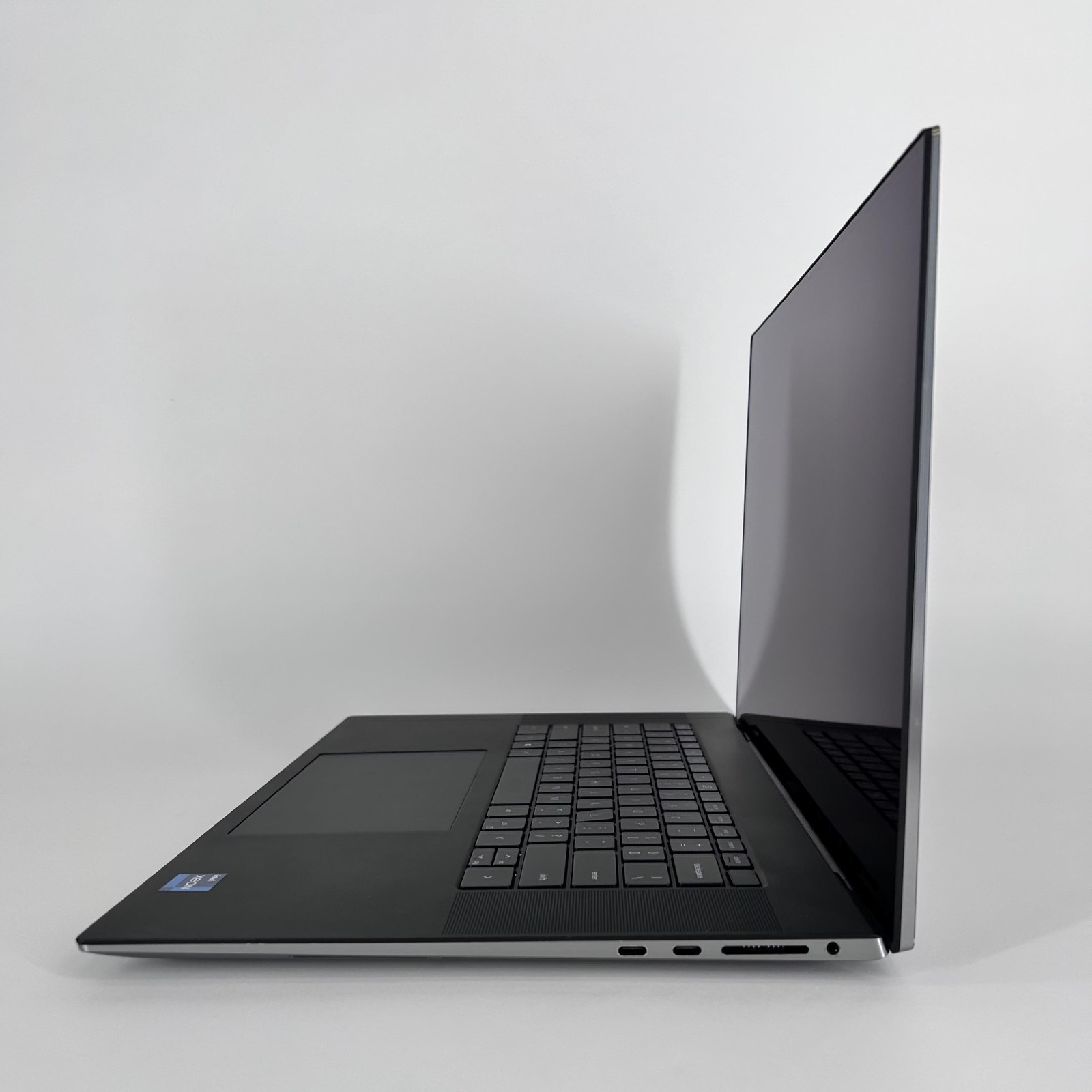 Dell Precision 5760 17 UHD TOUCH Xeon W-11955M 2.60GHz 64GB 2TB/512GB RTX A3000