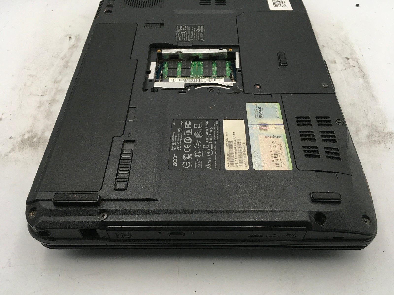 ACER ASPIRE 4730Z – BOOTS TO BIOS – INTEL PENTIUM T3400 – 1GB RAM -READ DESC- BB