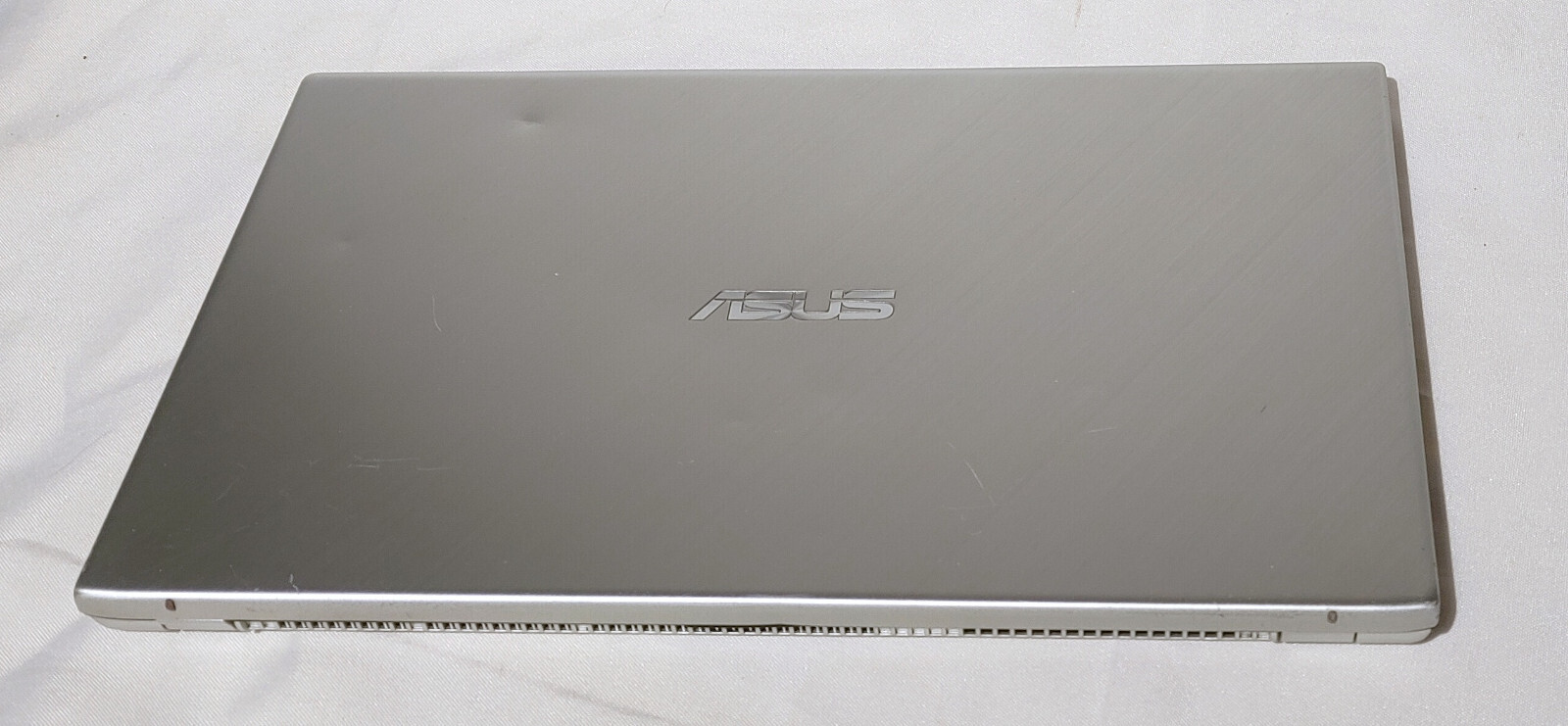 Asus VivoBook x512, Intel i5-10210U, 8GB 512GB, MX 250, Dents. Re-freshed #1-1