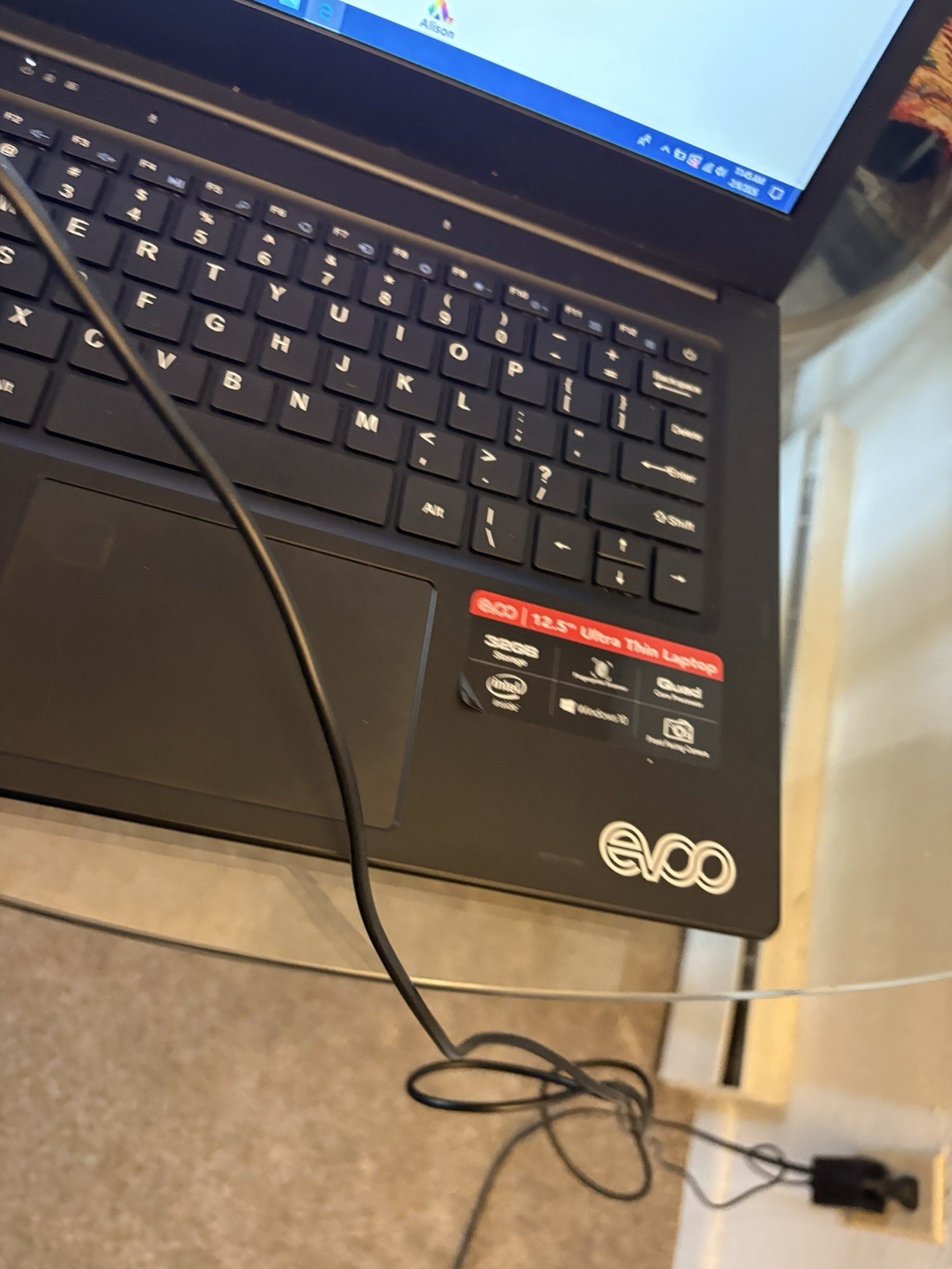 EVOO 12.5″ Ultra Thin Laptop Quad Core Windows 10 32GB Black Fingerprint Camera