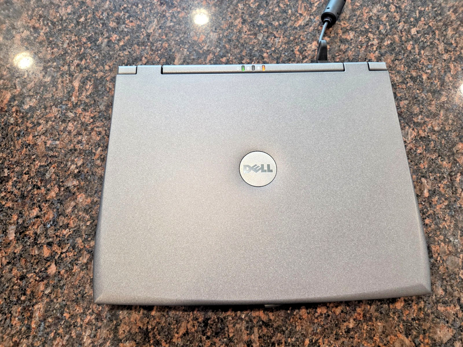 Collector-Grade Dell Latitude C400 Laptop Bundle – The Ultimate 2002 Windows XP