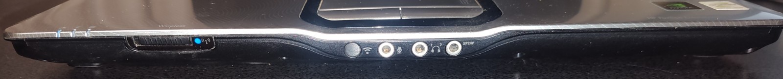 HP Pavilion dv2315nr 14.1in. (AMD Turion 64 X2, 1.6GHz, 1GB)