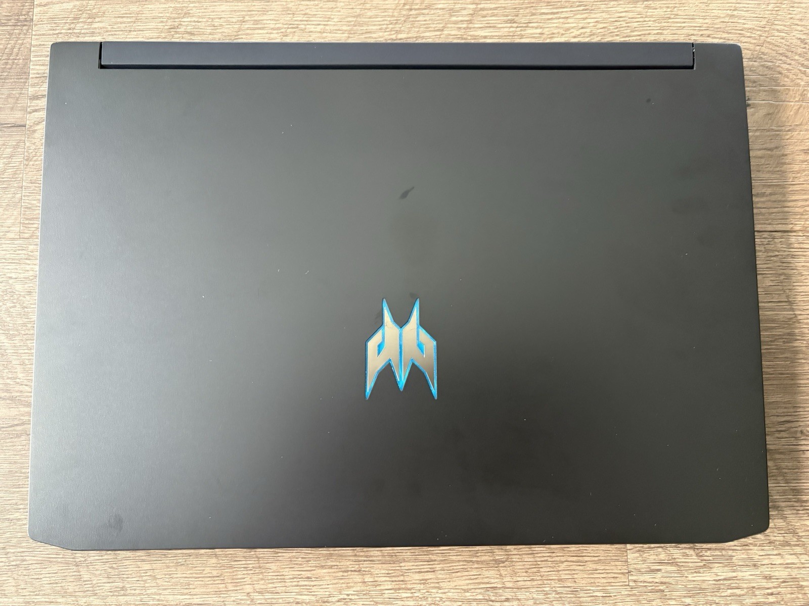 Acer Predator Triton 500 PT515-52-73L3 15.6″ (512GB SSD, Intel Core i7 10th…