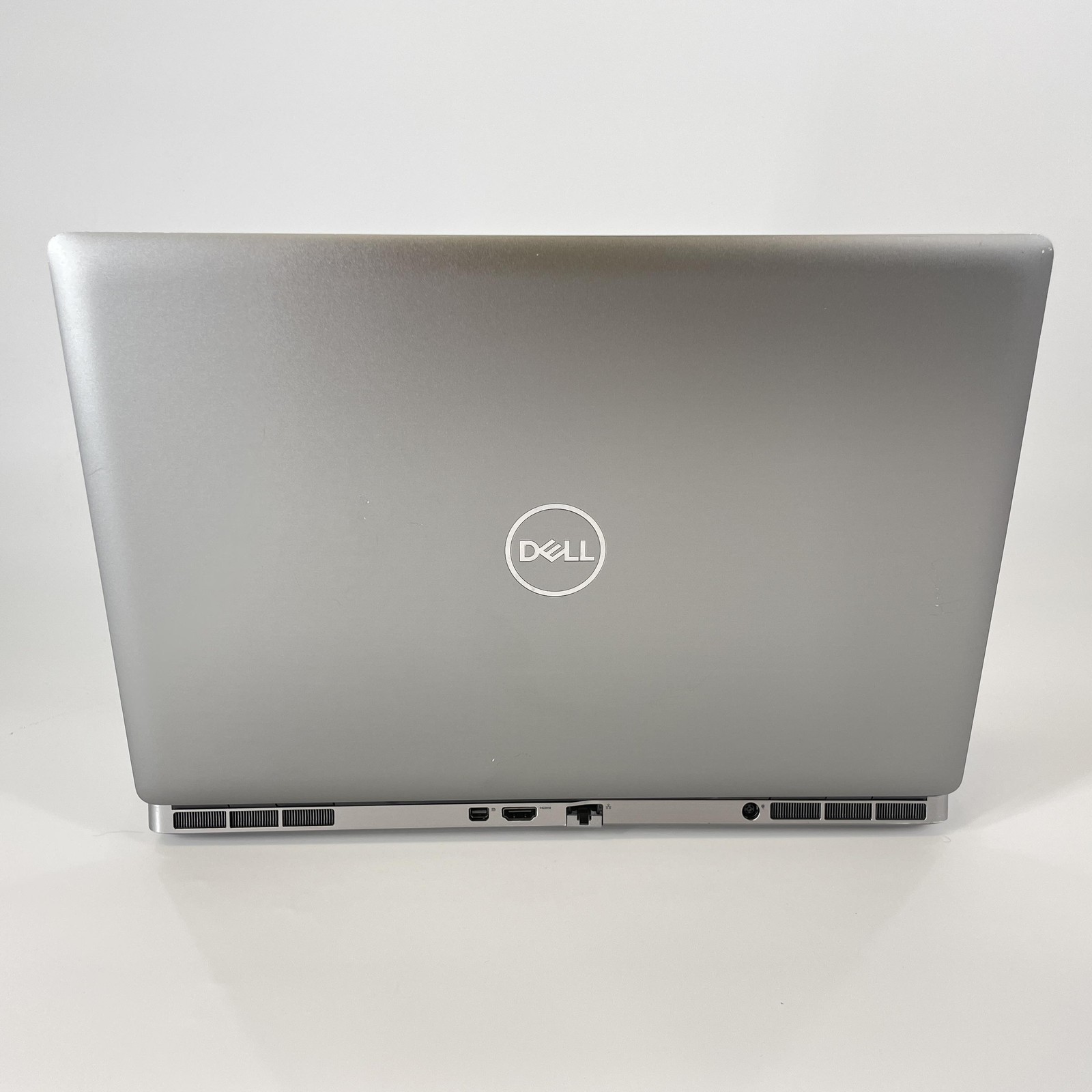 Dell Precision 7560 15.6 4K Xeon W-11855M 3.20GHz 32GB 1TB RTX A4000- BENT FRAME