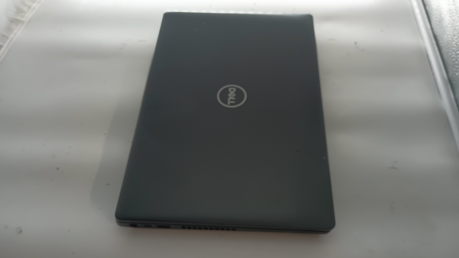 12034 Latitude5401 w/charger *LOCKED BIOS*.i5-9400H.16GB.256GB NVMe.14″FHD.W11