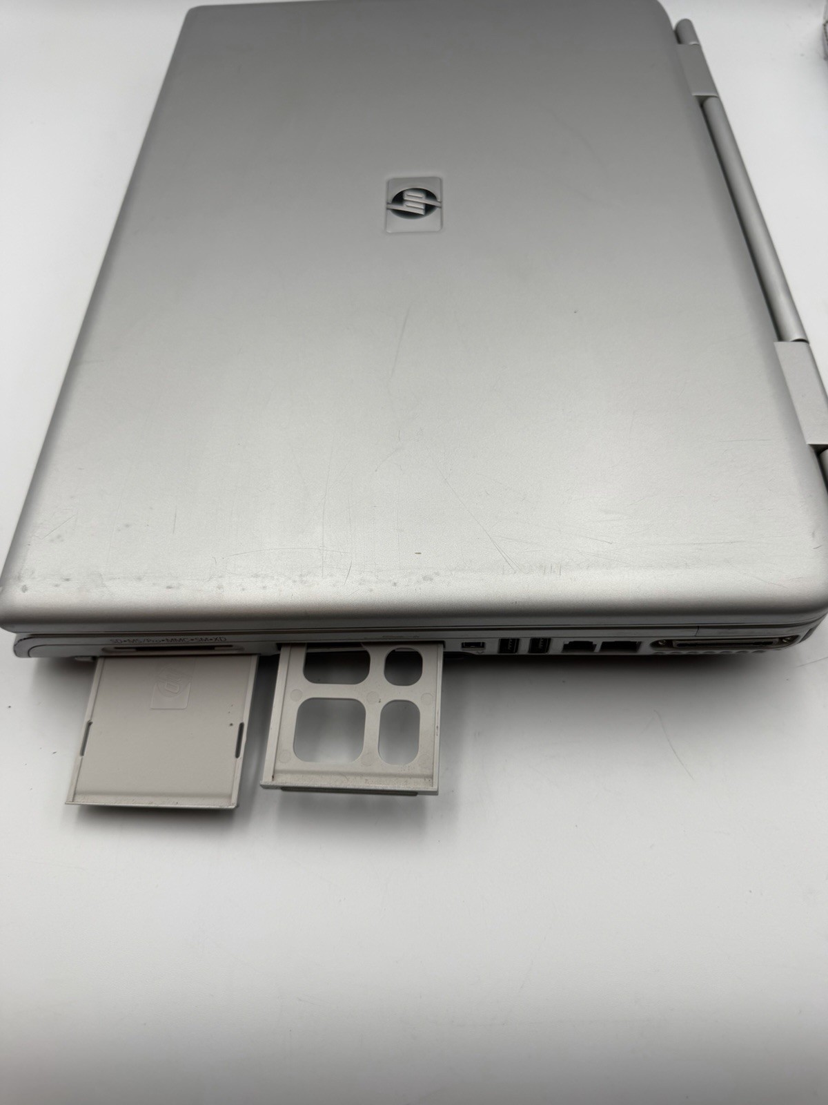 HP Pavilion zd8000 Laptop AS-IS Untested No Charger HDD RAM Included