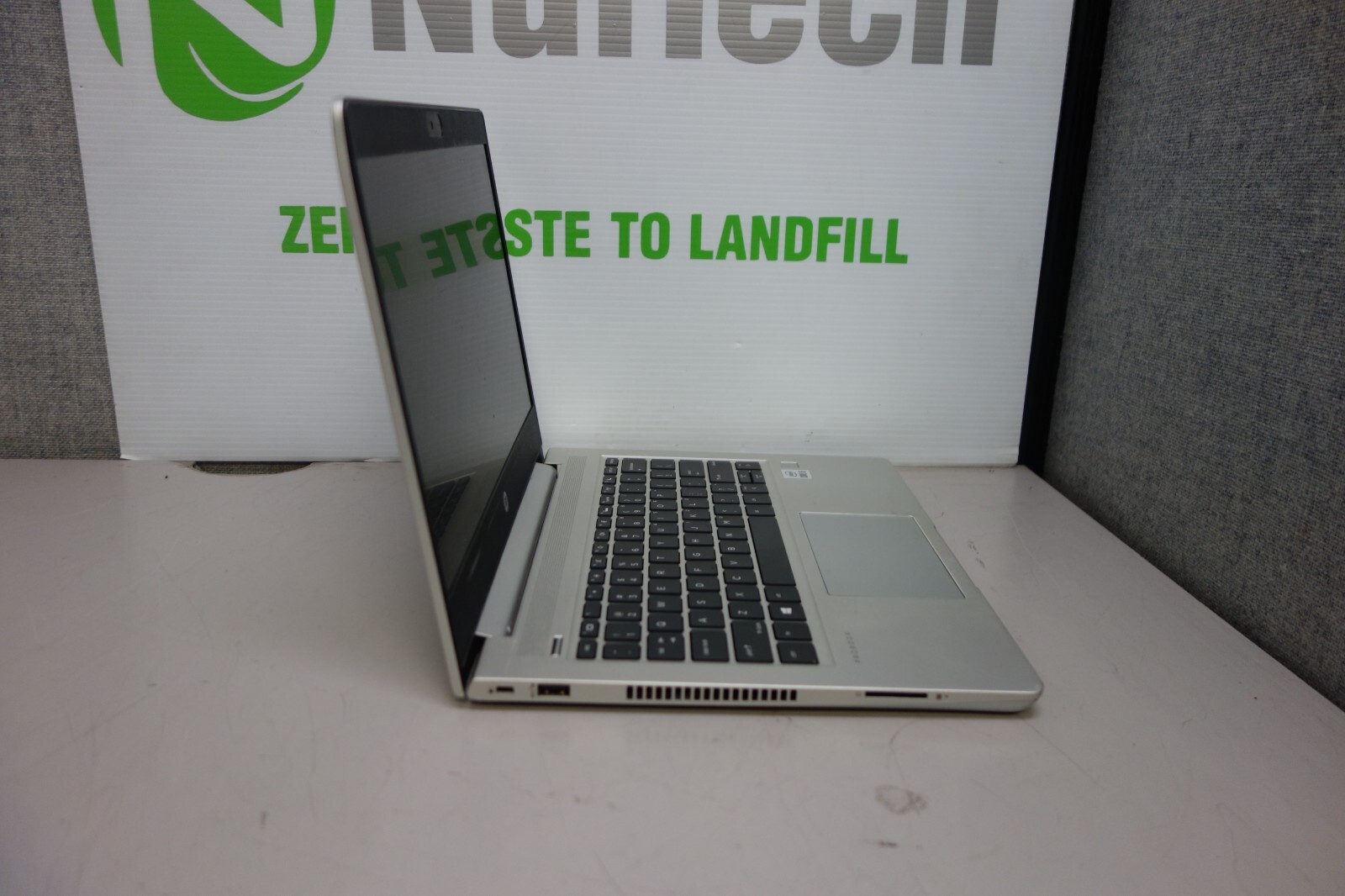 HP ProBook 430 G7 13.3″ i5-10210U 1.6GHz 16GB/512GB m2 SSD UBUNTU Laptop + AC