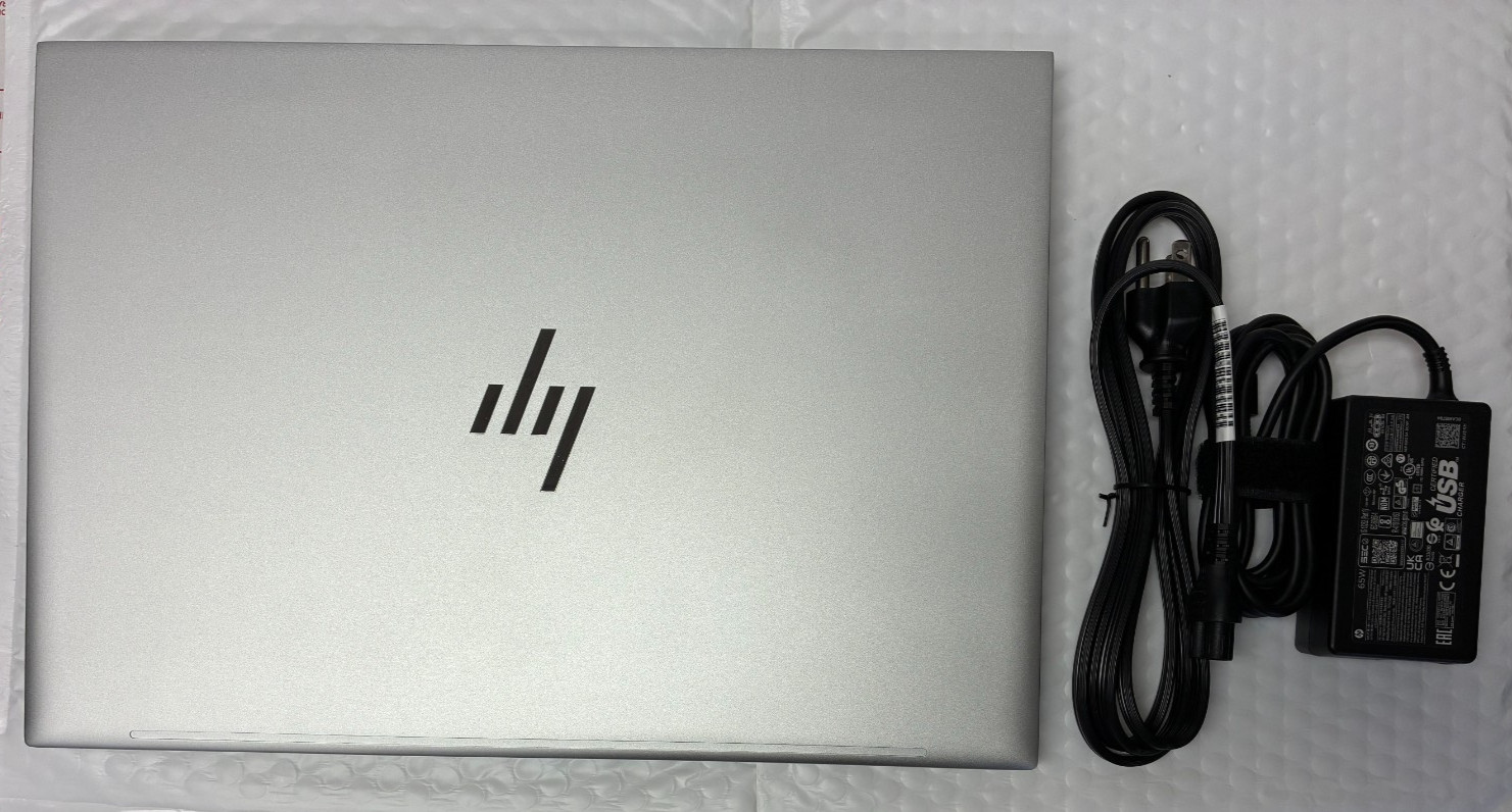 HP EliteBook 860 G10 i7 i7-1370P 32GB 512GB 16″ Business Laptop – Privacy Screen