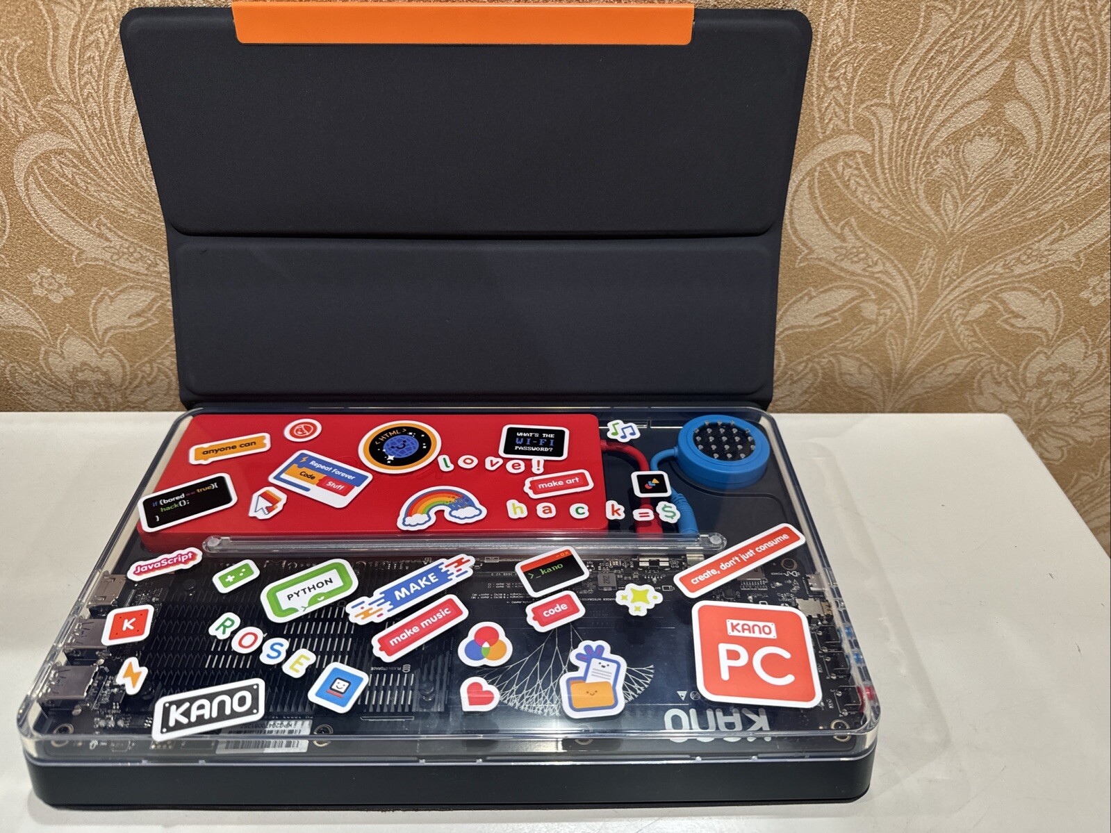 Kano PC Education Ed 11.6″ 64GB SSD Intel 1.10GHz 4GB RAM Touchs Notebook Win 10