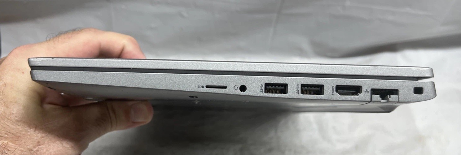 New OEM Battery Dell Latitude 5520 i5-1135G7 2.40 GHz 16GB 256GB NVMe FHD W11P