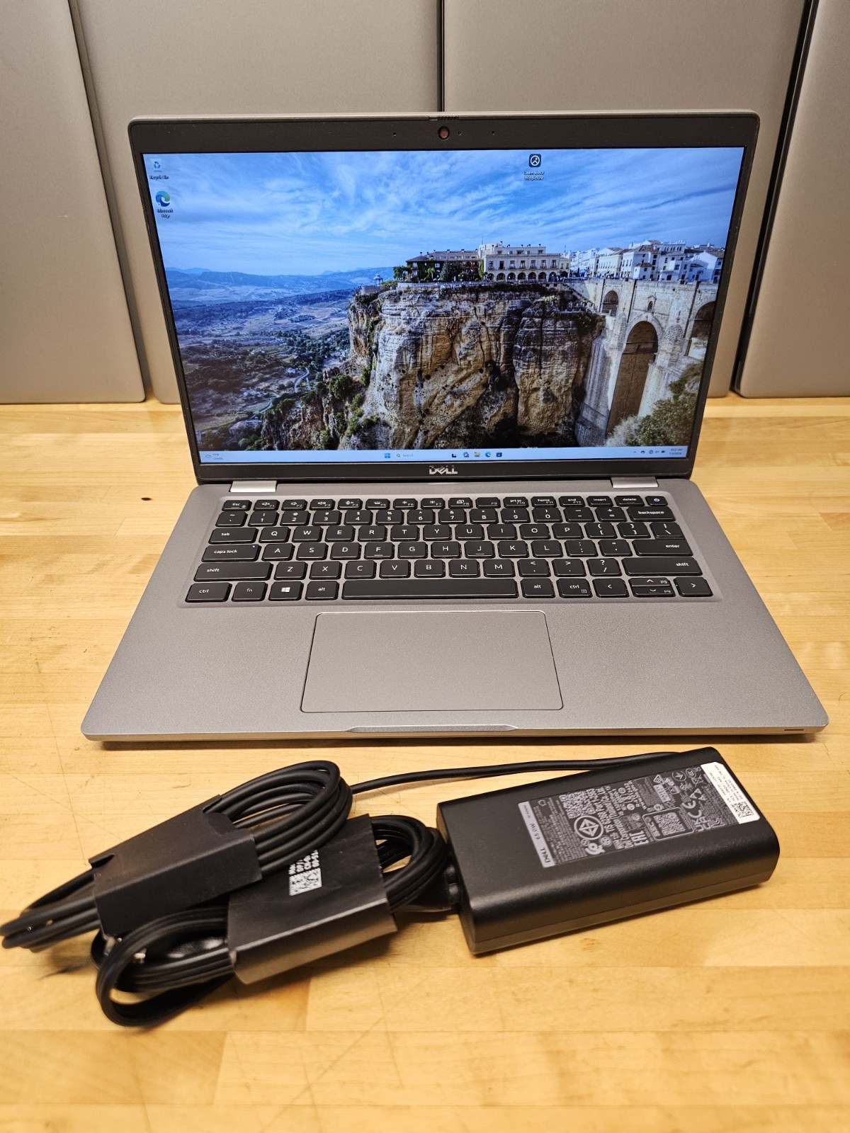 Dell Latitude 5420 14″ Laptop i5-1145G7@2.6GHz 16GB RAM 256GB SSD Windows 11 Pro