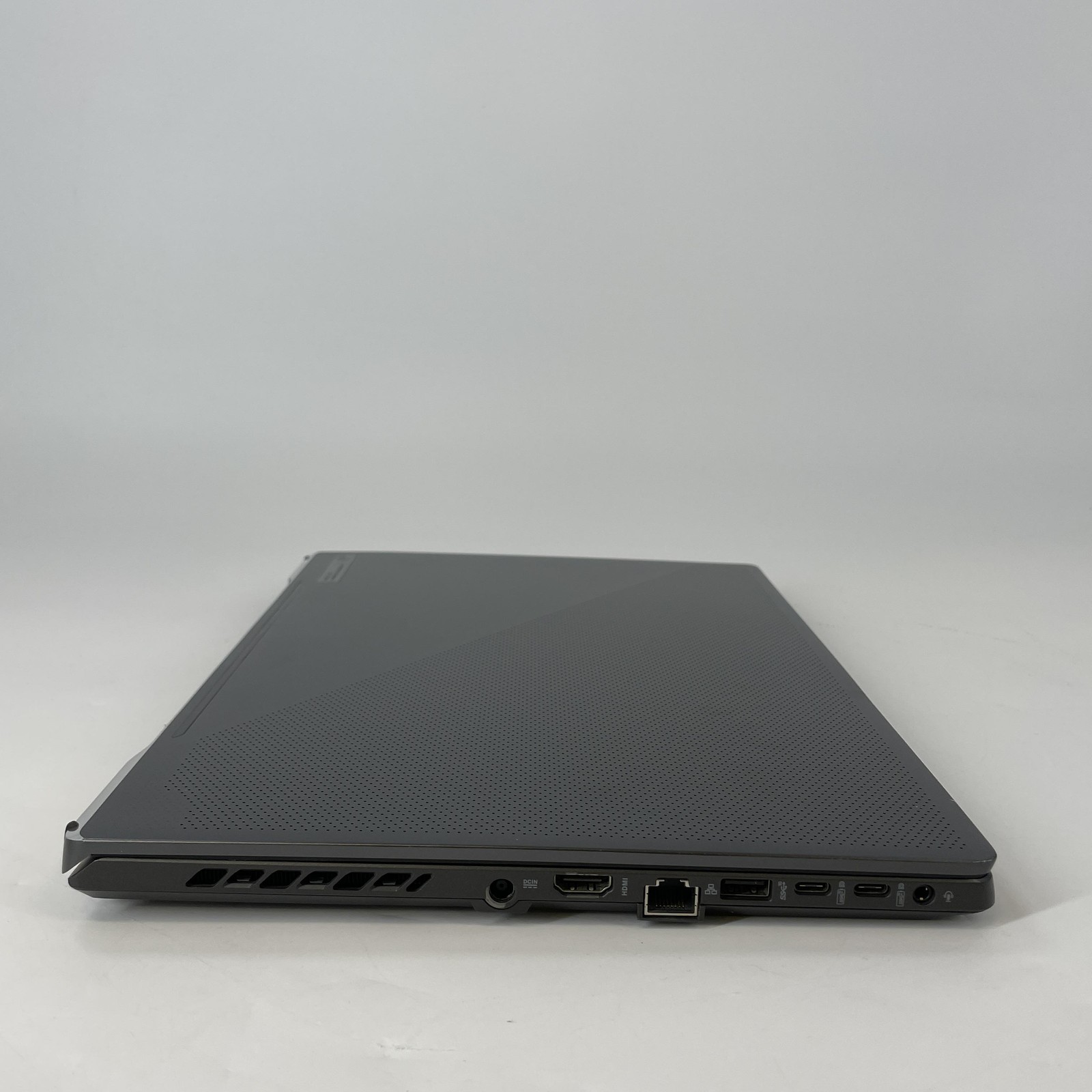 Asus ROG Zephyrus G15 GA503 165Hz 2K Ryzen 9 5900HS 24GB 1TB RTX 3070 Pink Hue