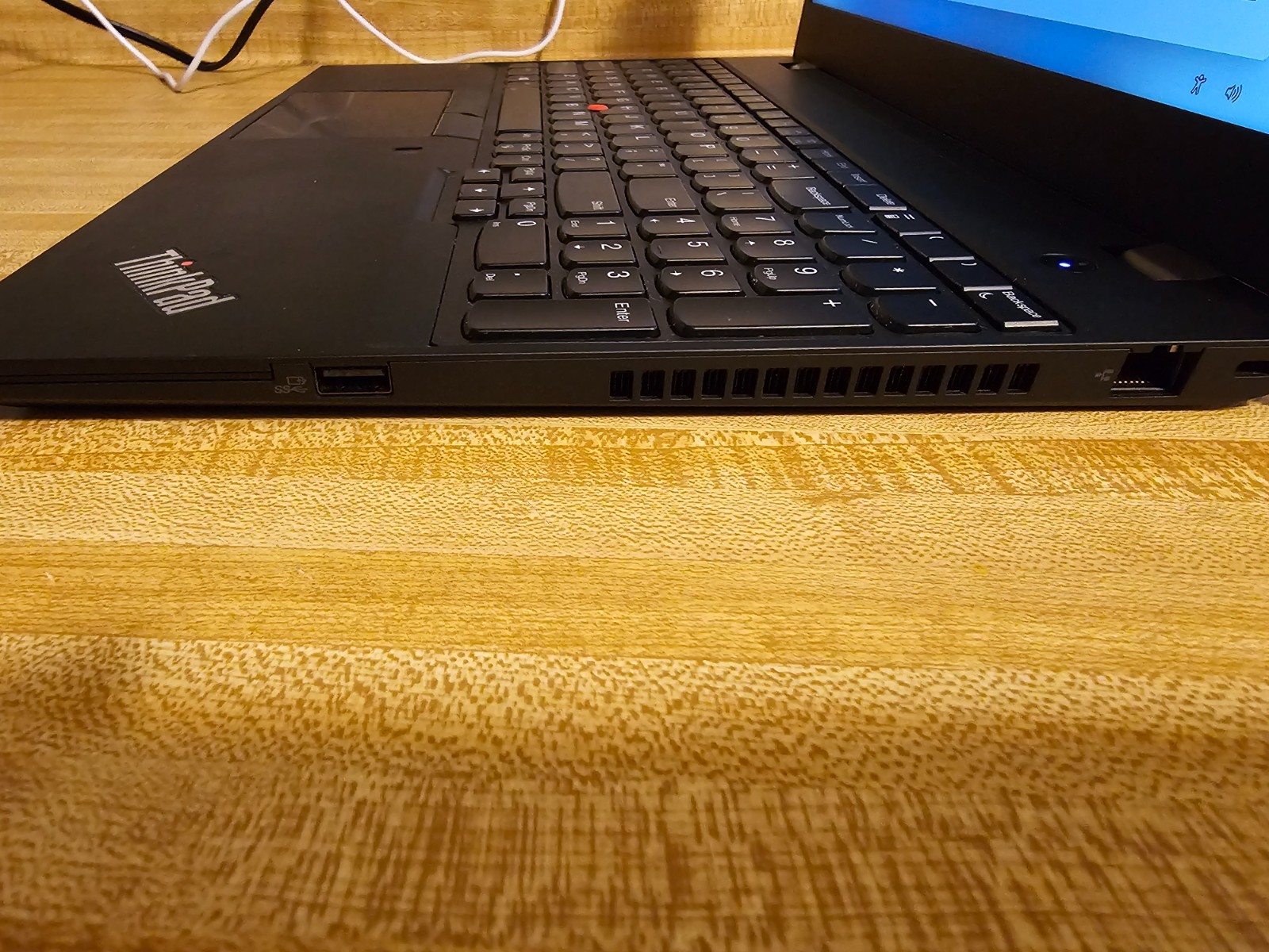 Lenovo ThinkPad P15s Gen 2 15.” (512GB SSD, Intel i5-1145G7, 16GB DDR4-3200)