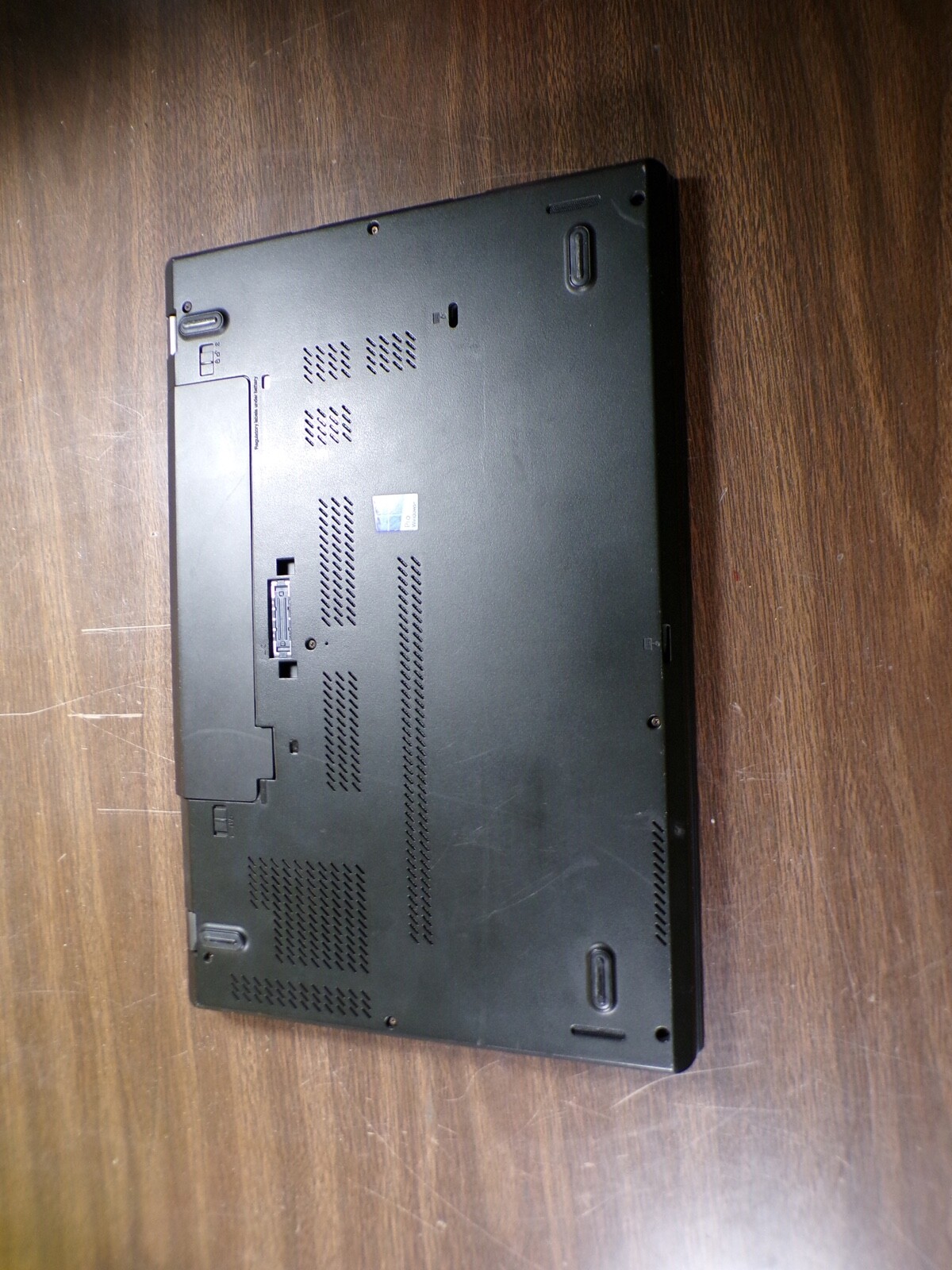 *THINKPAD LENOVO T560 INTEL CORE i5-6300U 2.40GHZ 4GB RAM **NO HD/ NO CADDIE