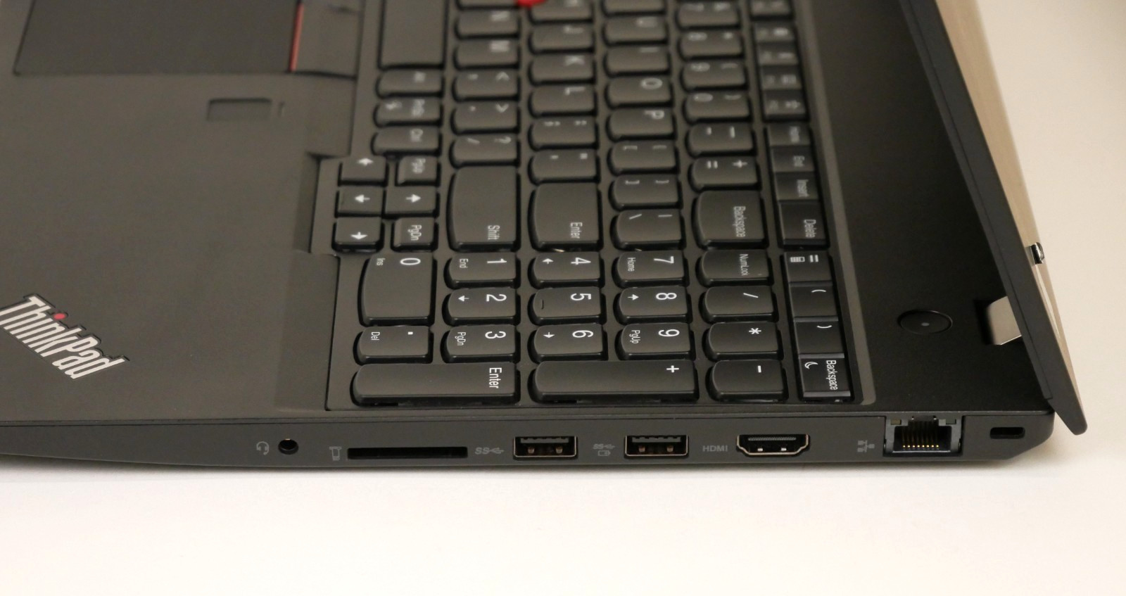 Lenovo ThinkPad P51s Intel i7-6500U @2.5GHz 8GB 256GB Quadro M520 15″ Laptop#C33