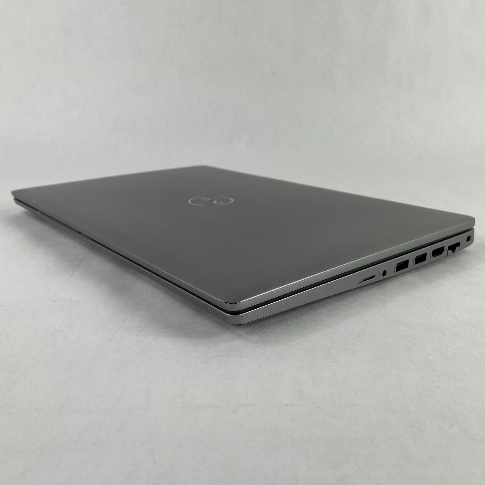 Dell Latitude 5520 15.6″ i5-1135G7 2.40 GHz 8GB RAM No SSD No OS No Battery READ