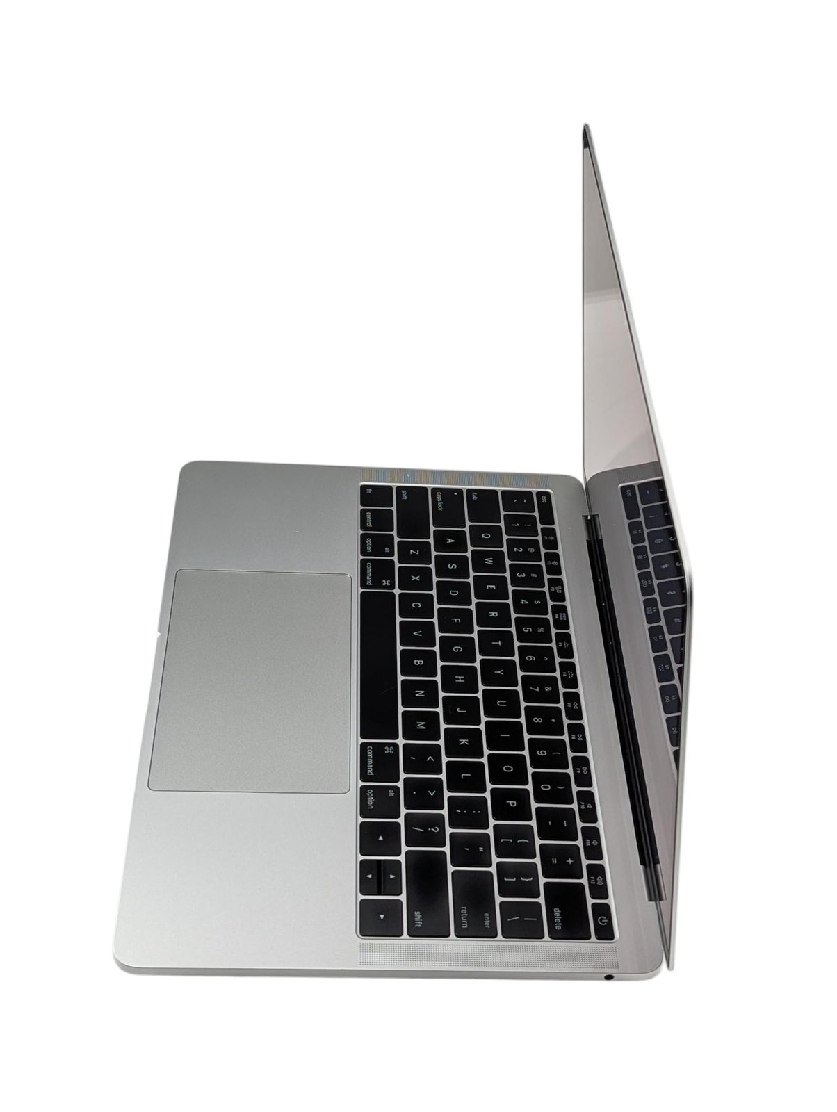 APPLE MACBOOK PRO A1708 2016 13″ i7 2.4GHz 16GB 256GB – Grade D
