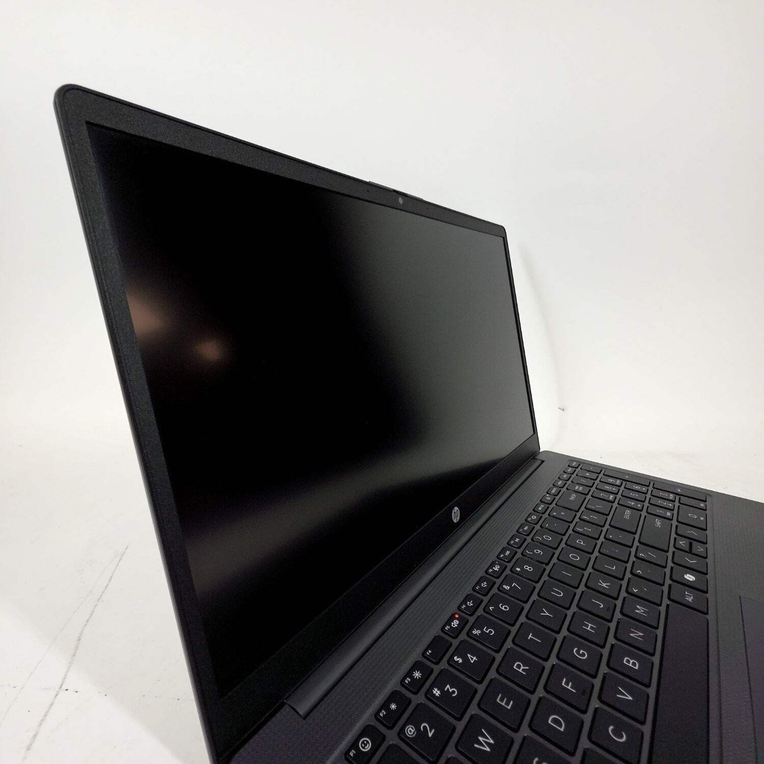 HP 15-fc0204nr C25VNUA#ABA 15.6″ Ryzen 7 5825U 2.0GHz 16GB RAM 512GB SSD