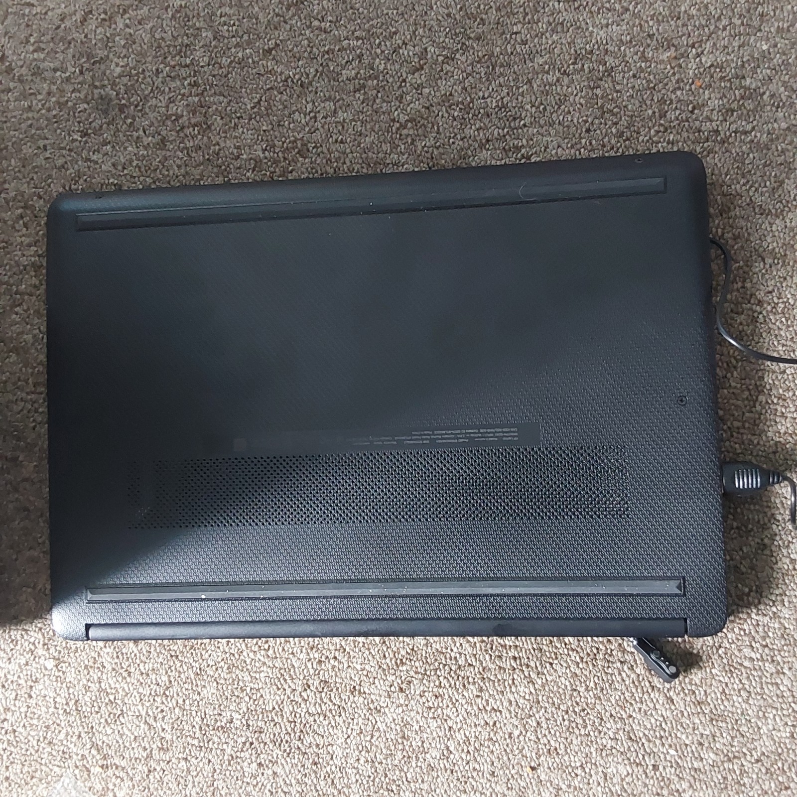 HP Laptop 14-fq0020nr Laptop 14″ (64GB eMMC, AMD 3020e, 1.20GHz, 4GB RAM)