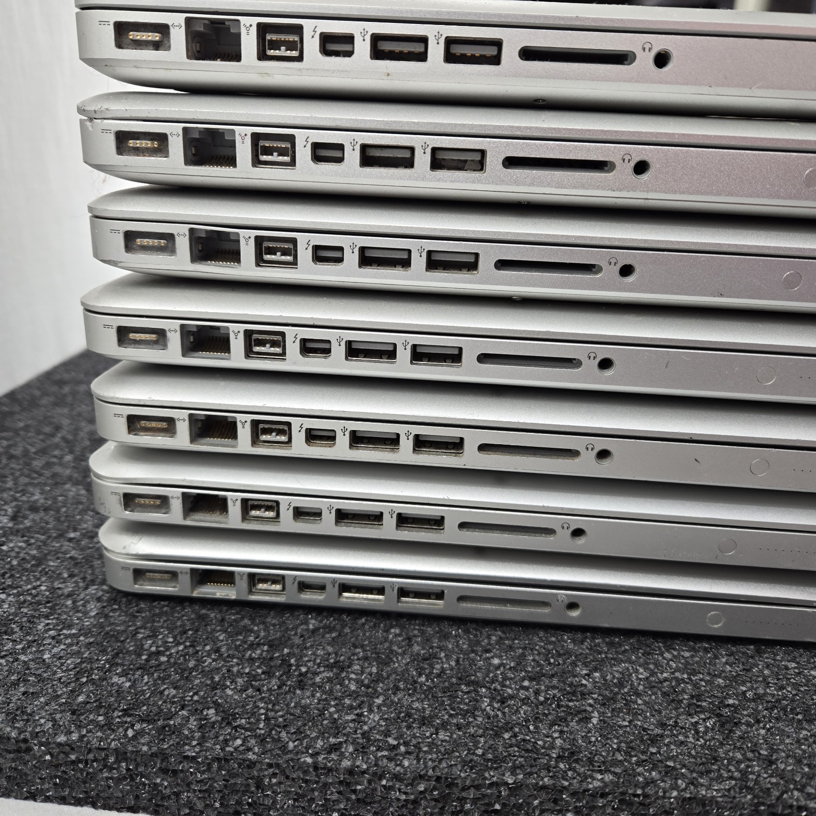 Lot of (7) Apple MacBook Pro A1278 intel i5 2.3 & 2.5 – Mixed Ram & HDD – PARTS