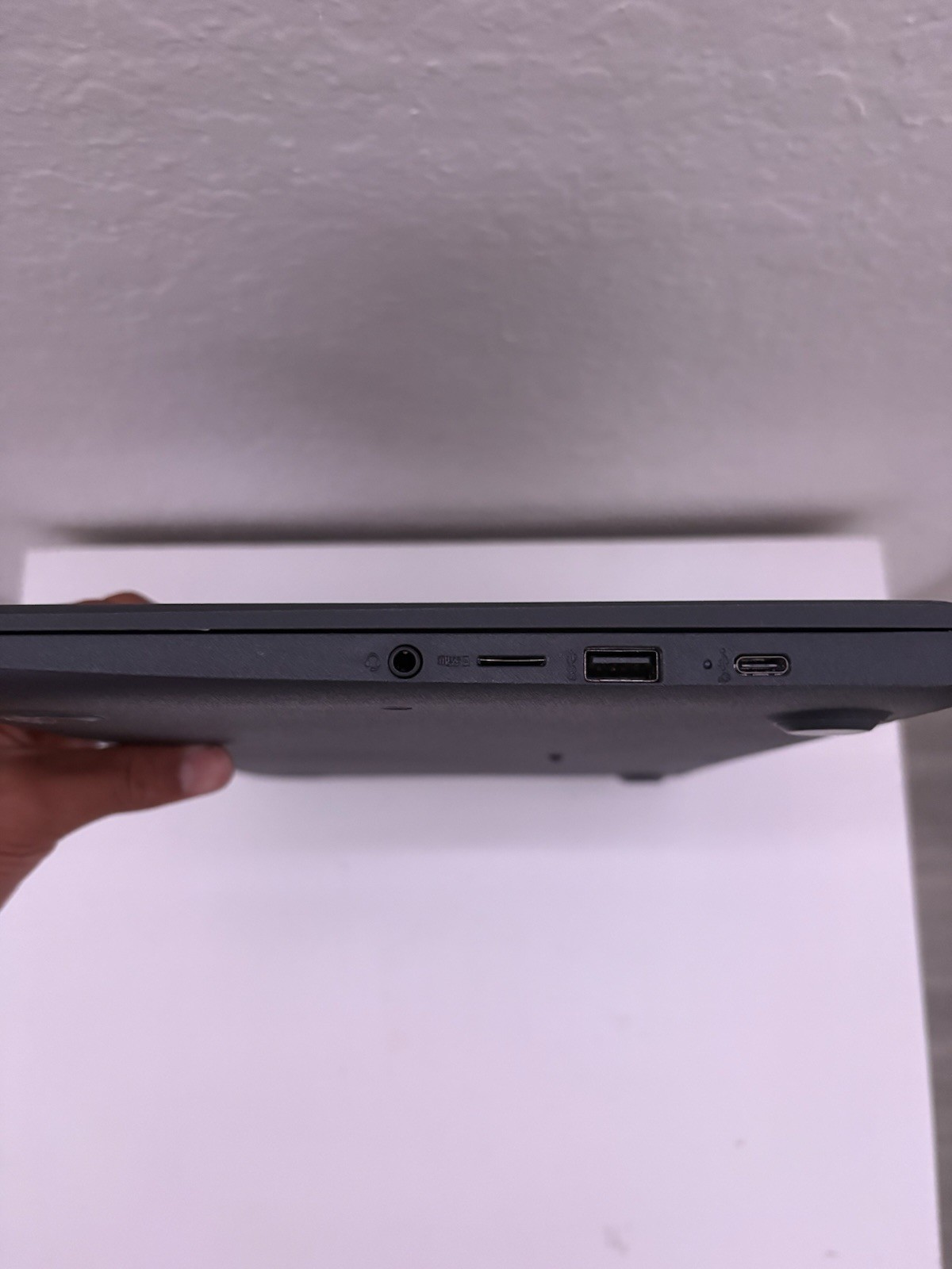 HP Chromebook 11 G6 EE (16GB SSD, Intel Core N3350, 1.10 GHz, 4GB RAM) Laptop –