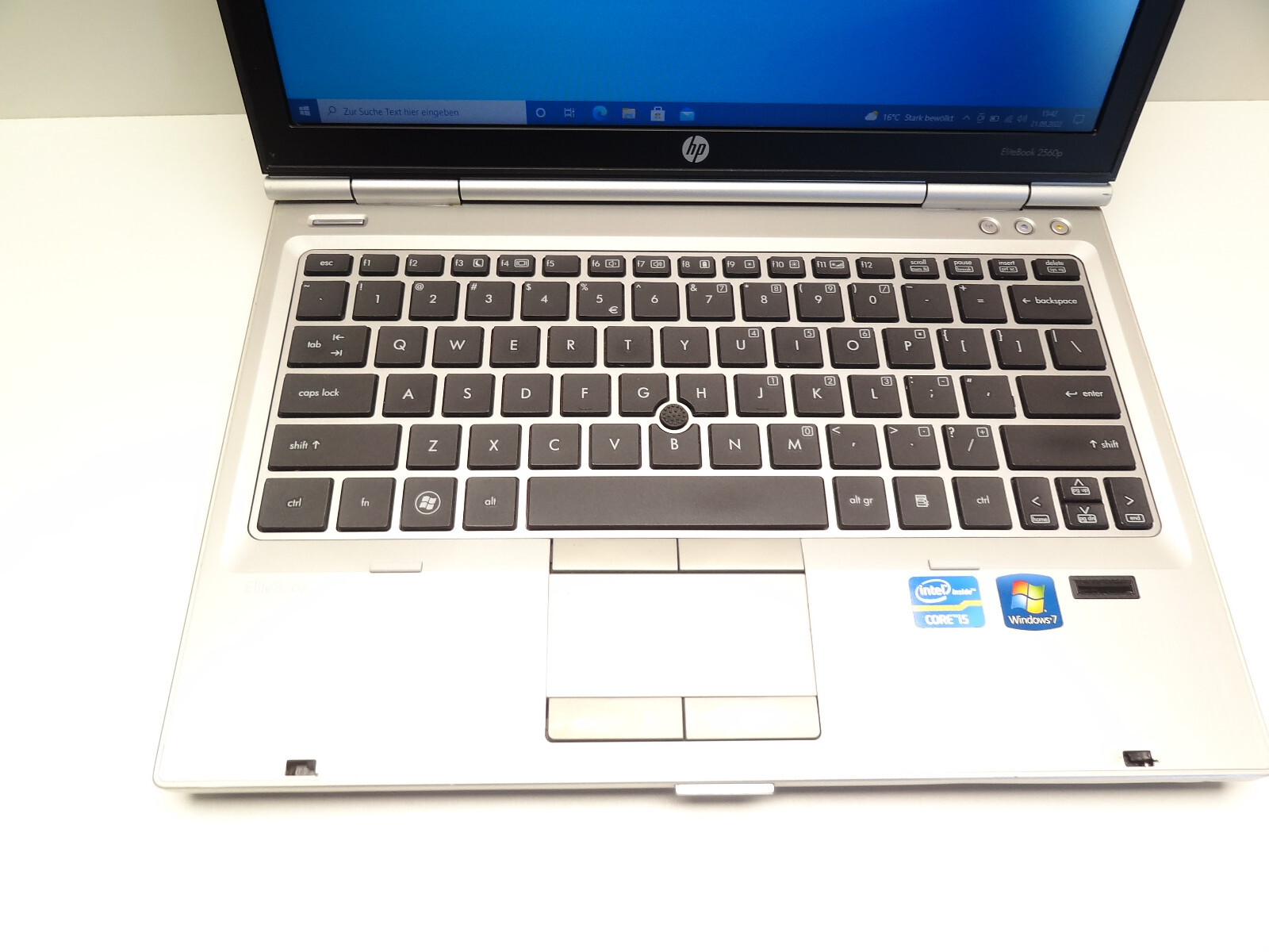 HP EliteBook Folio 2560p Intel i5 2520 2.5GHz 8GB 250GB HDD Win10