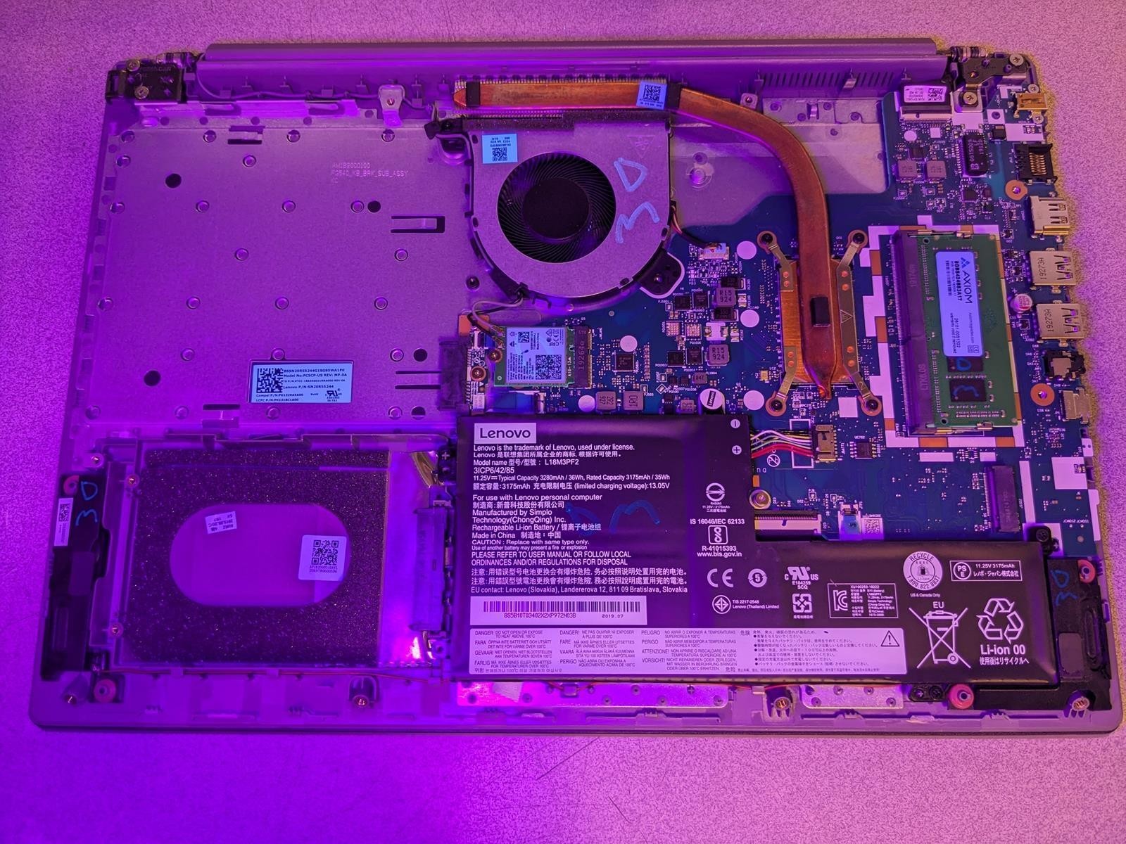 LENOVO IDEAPAD L340-15IWL i3-8145U @ 2.10GHz, 8GB RAM, NO HDD/OS