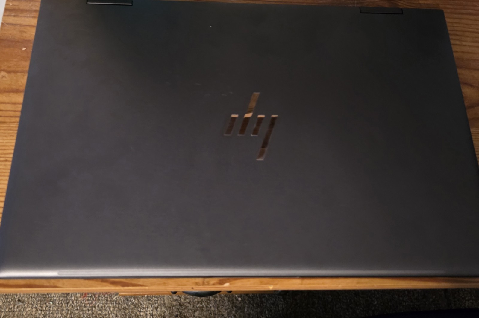 HP Envy X360 2-in-1 Laptop 15.6″ Touch-Screen AMD Ryzen 5, 8GB RAM
