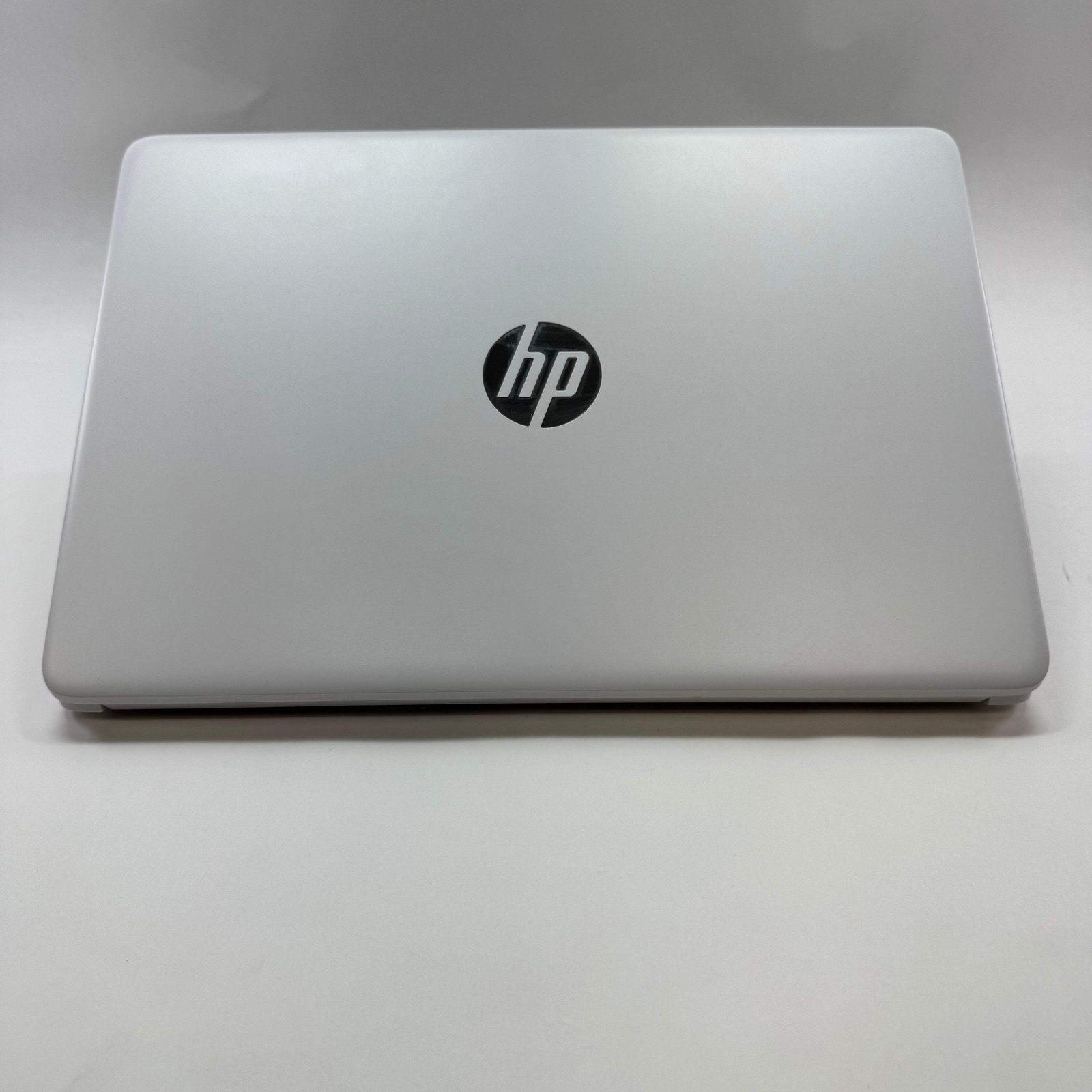 HP Laptop 14-DQ3000DX 14″ Celeron N4500 1.1GHz 4GB RAM 64GB SSD