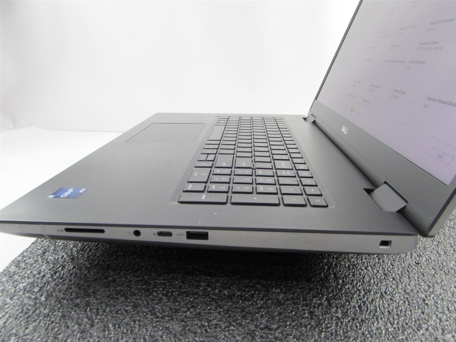 DELL PRECISION 7770 1920×1080 FHD I7-12850HX 512GB 32GB RAM RTX A3000 WIN 11 PRO