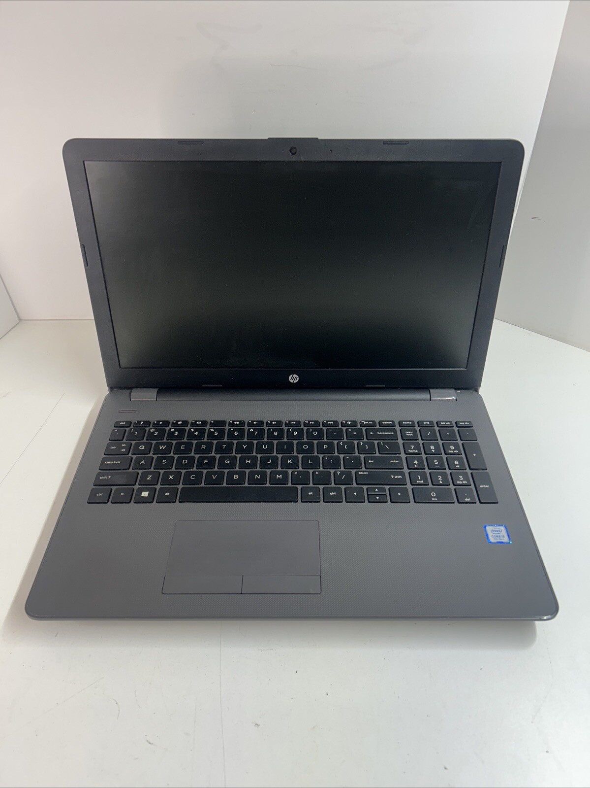 HP 250 G6 Notebook PC 15.6″ i5-7200U @ 2.50GHz – 8GB DDR4 256GB SSD W11P