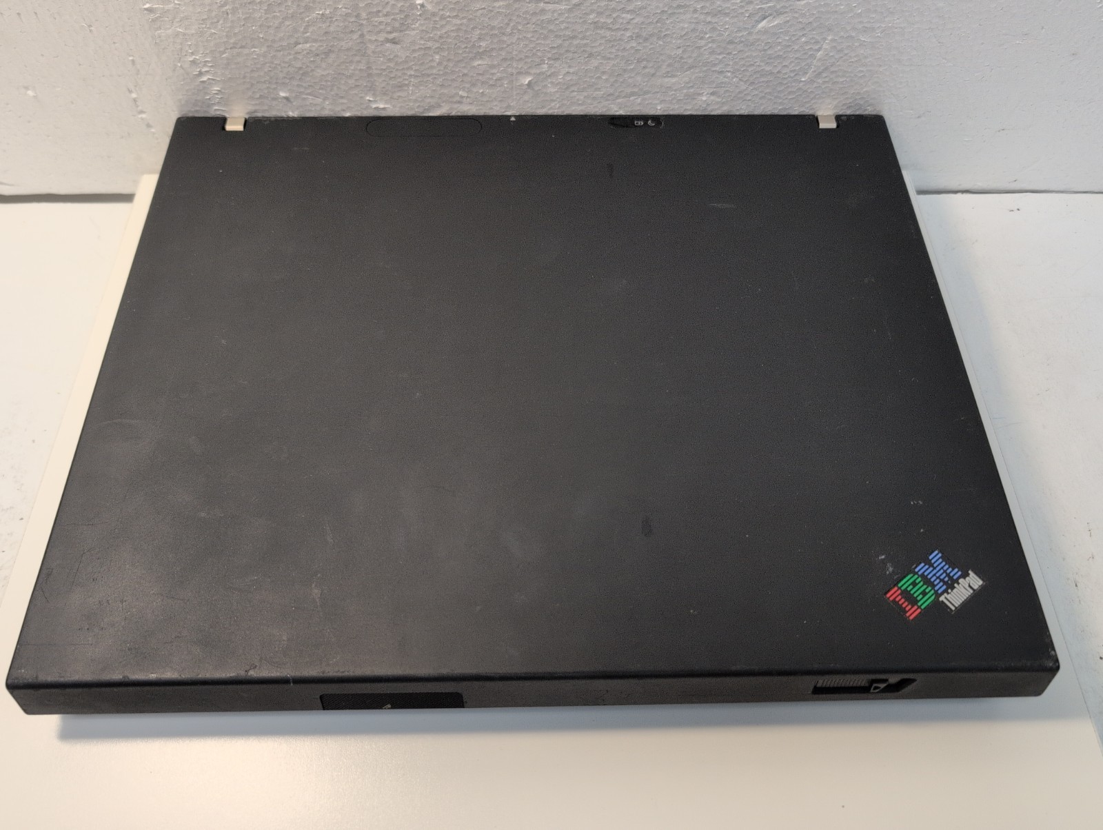🔥 Lenovo Thinkpad T43 14″ Laptop Pentium M 1.73GHz/ 1.5GB RAM (NO HDD/CADDY)-