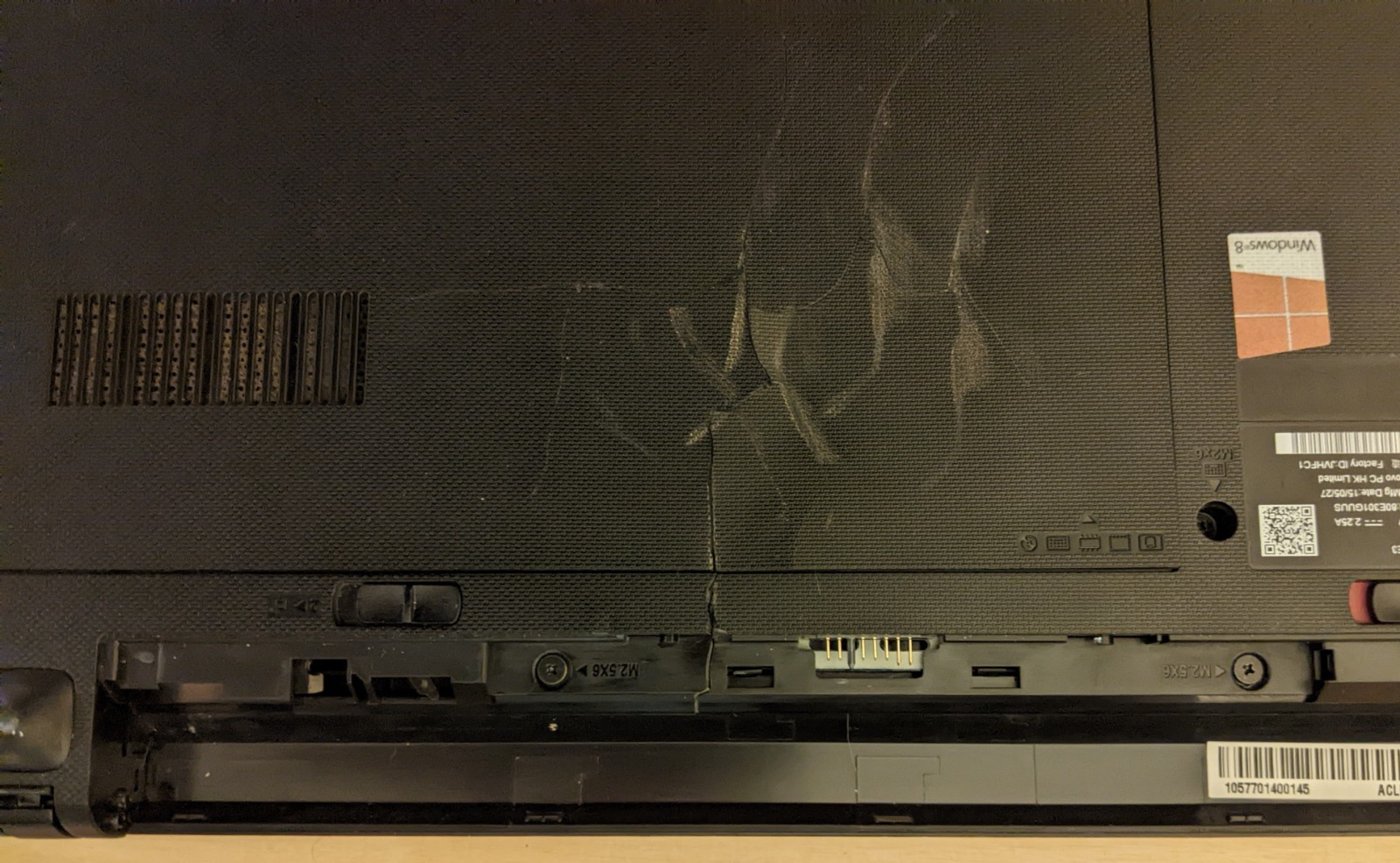 Lenovo G50-45 80E3 Laptop Broken screen No HDD NO AC AMD A8-6410 2.00GHz 6GB RAM