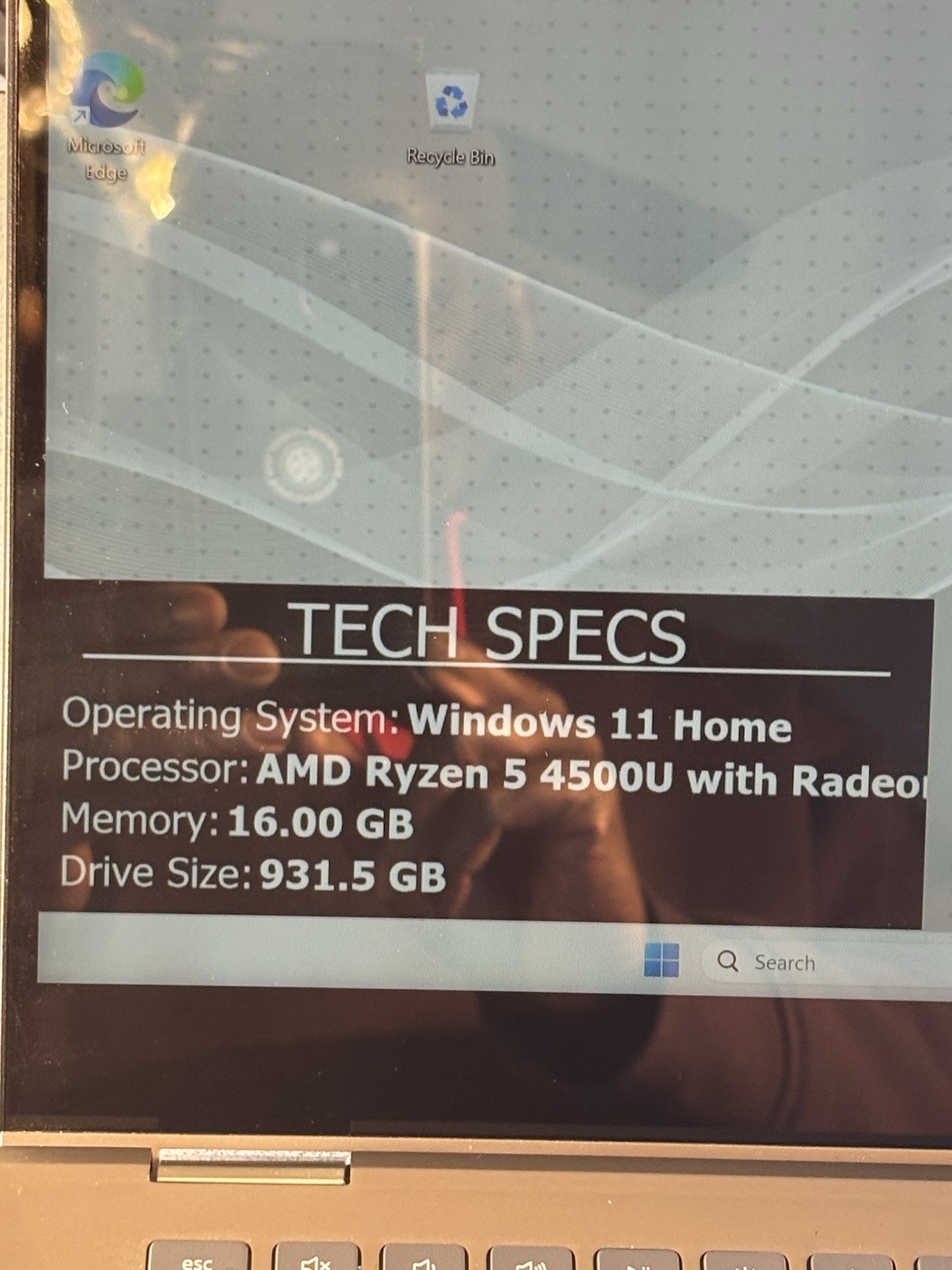 Dell Inspiron 14” 7000-2-in-1 Ryzen 5 4500U 2.38 GHz 16GB RAM/1.TB SSD Touchscre