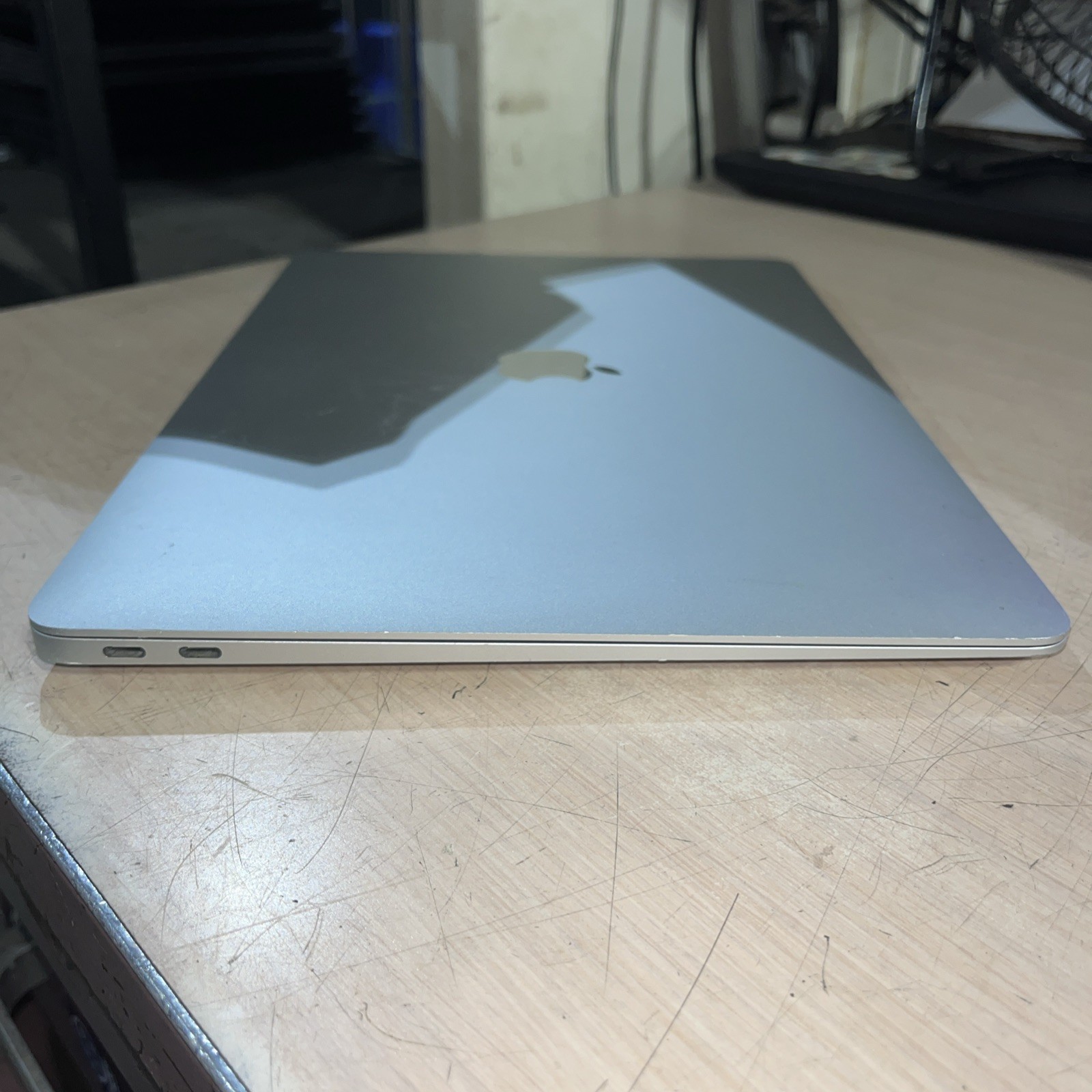 APPLE MACBOOK AIR 13″ SCISSOR, 2020 CORE I3-1000NG4 1.1GHZ 256SSD ,
