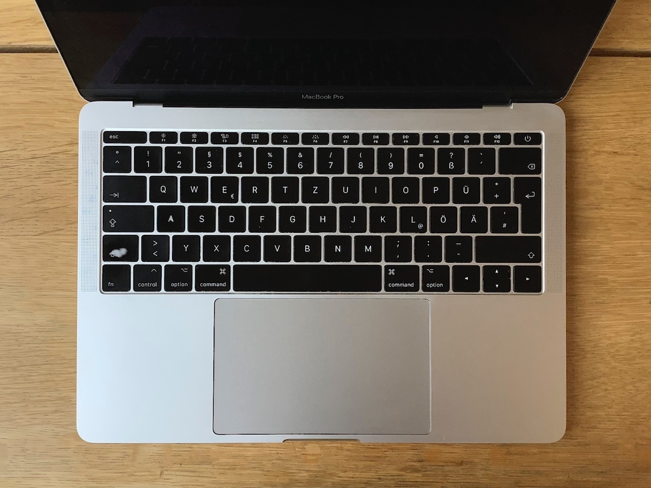 ★ Apple MacBook Pro Retina 13″ A1708 (2017) 256GB SSD + Charger Silver ★ Original Box