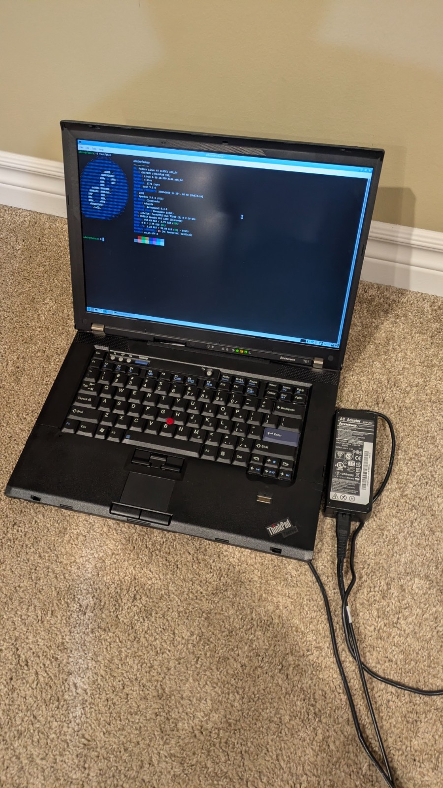 Thinkpad T61 T7500 nvs140m 4gb ram 1680x1050p screen 15inches
