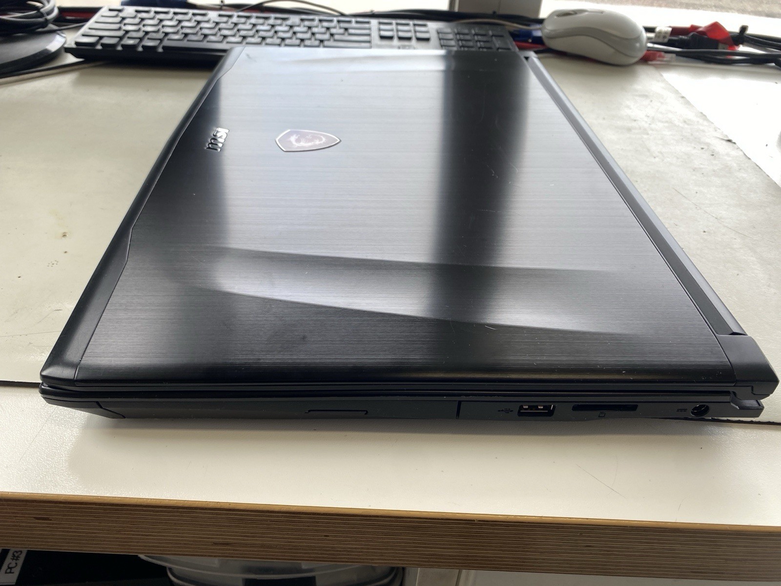 USED MSI GP62 7RDX Leopard – 1080P FHD – i7-7700H – 12GB RAM -1TB HDD – GTX 1060