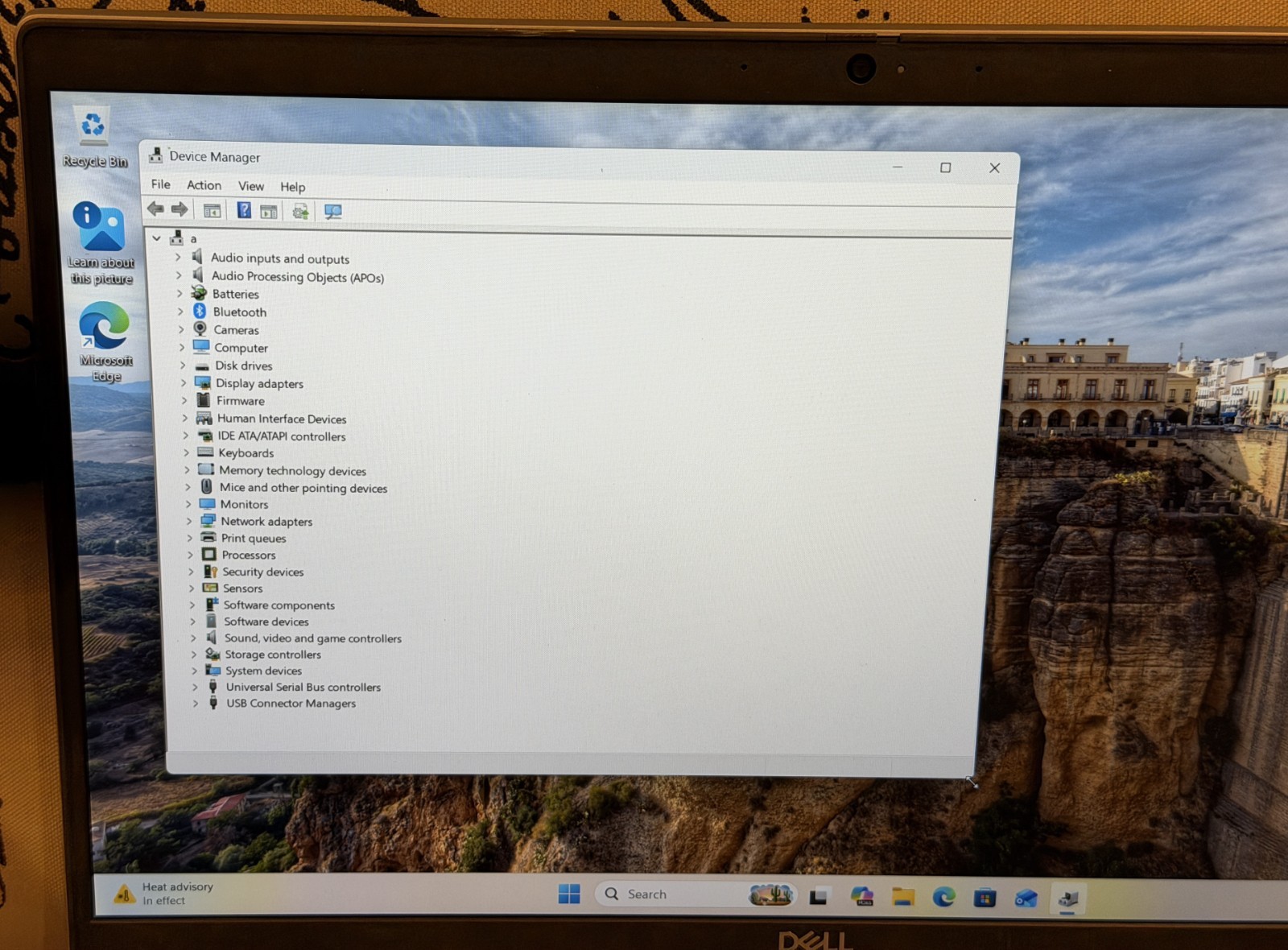 Dell Precision 3561 i7-11850H 2.5GHz 32GB Ram 512GB NVME Win 11, Dock & Charger