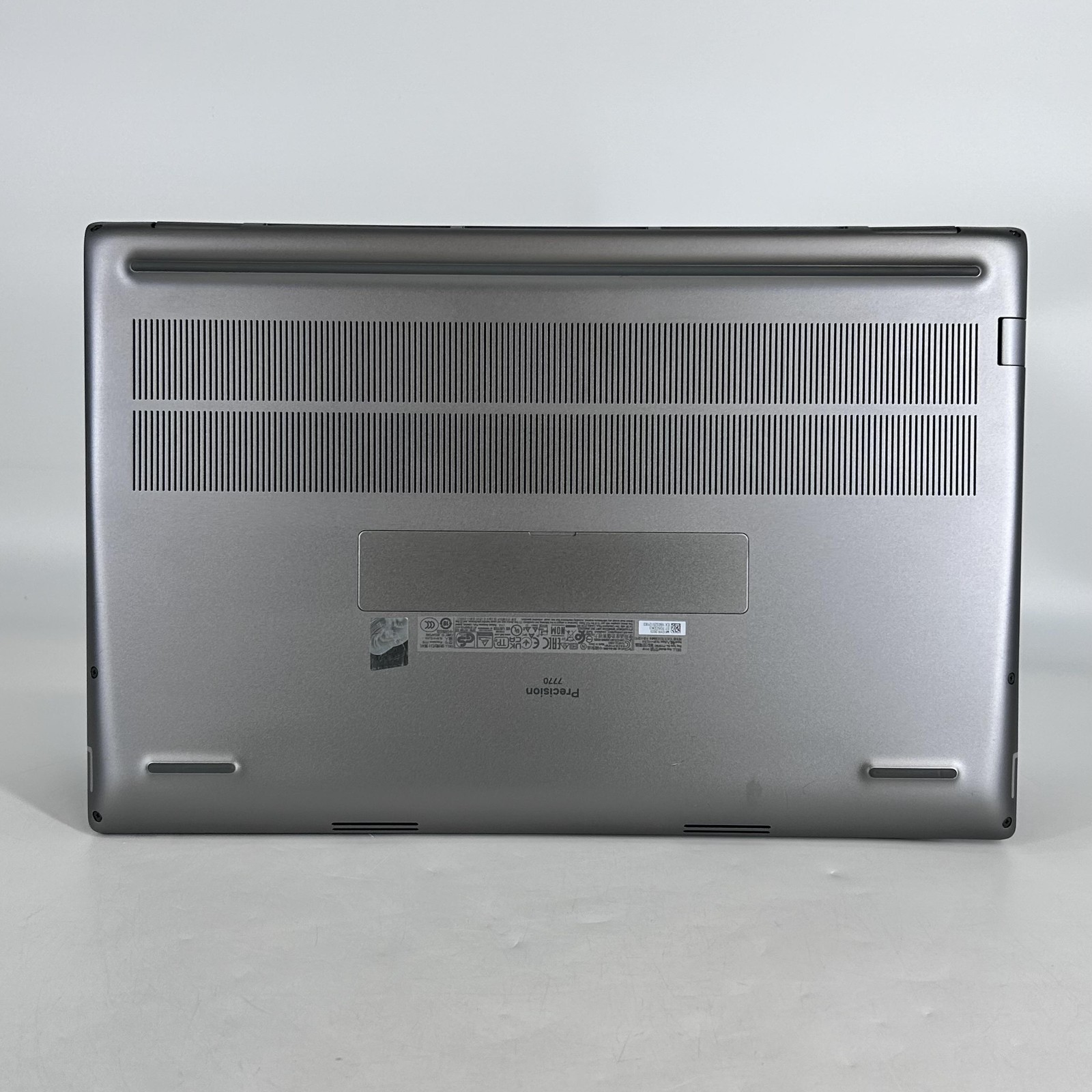 Dell Precision 7770 17.3 FHD 2.3 GHz i9-12950HX 64GB 2TB RTX A5500 – BENT FRAME