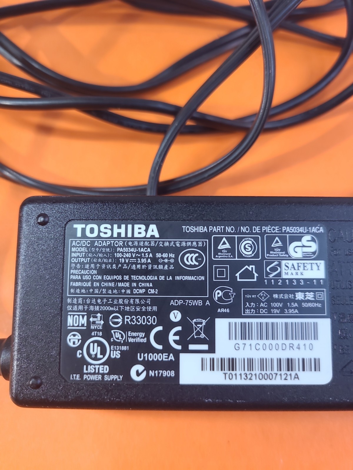 Toshiba Satellite S55-B5280, 15.6″, I7, 16 GB, 1TB, Read Description
