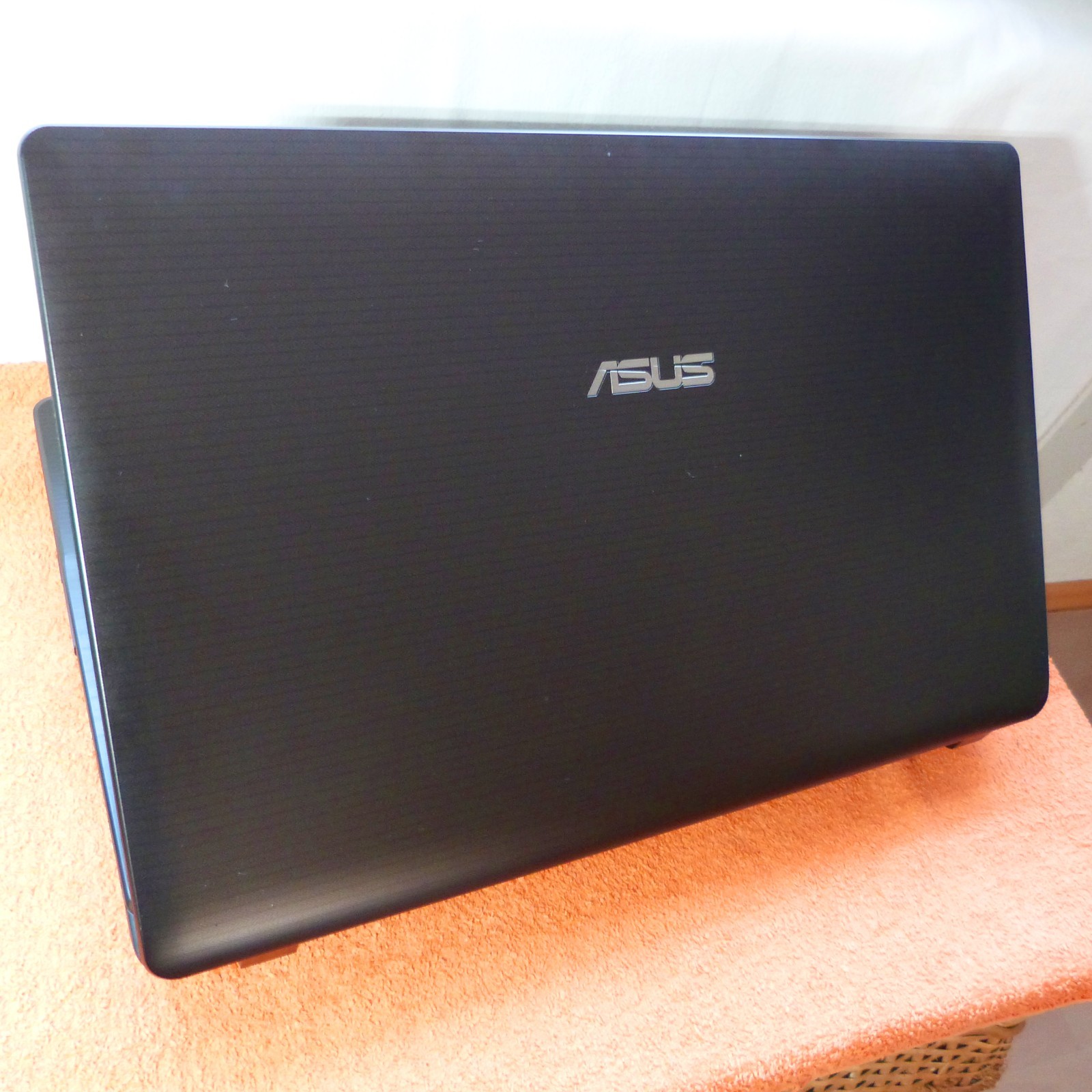 Asus K93 18″ FULLHD BLURAY KinoMonster l 16GB RAM NEW 2TB SSD HDD Windows 11